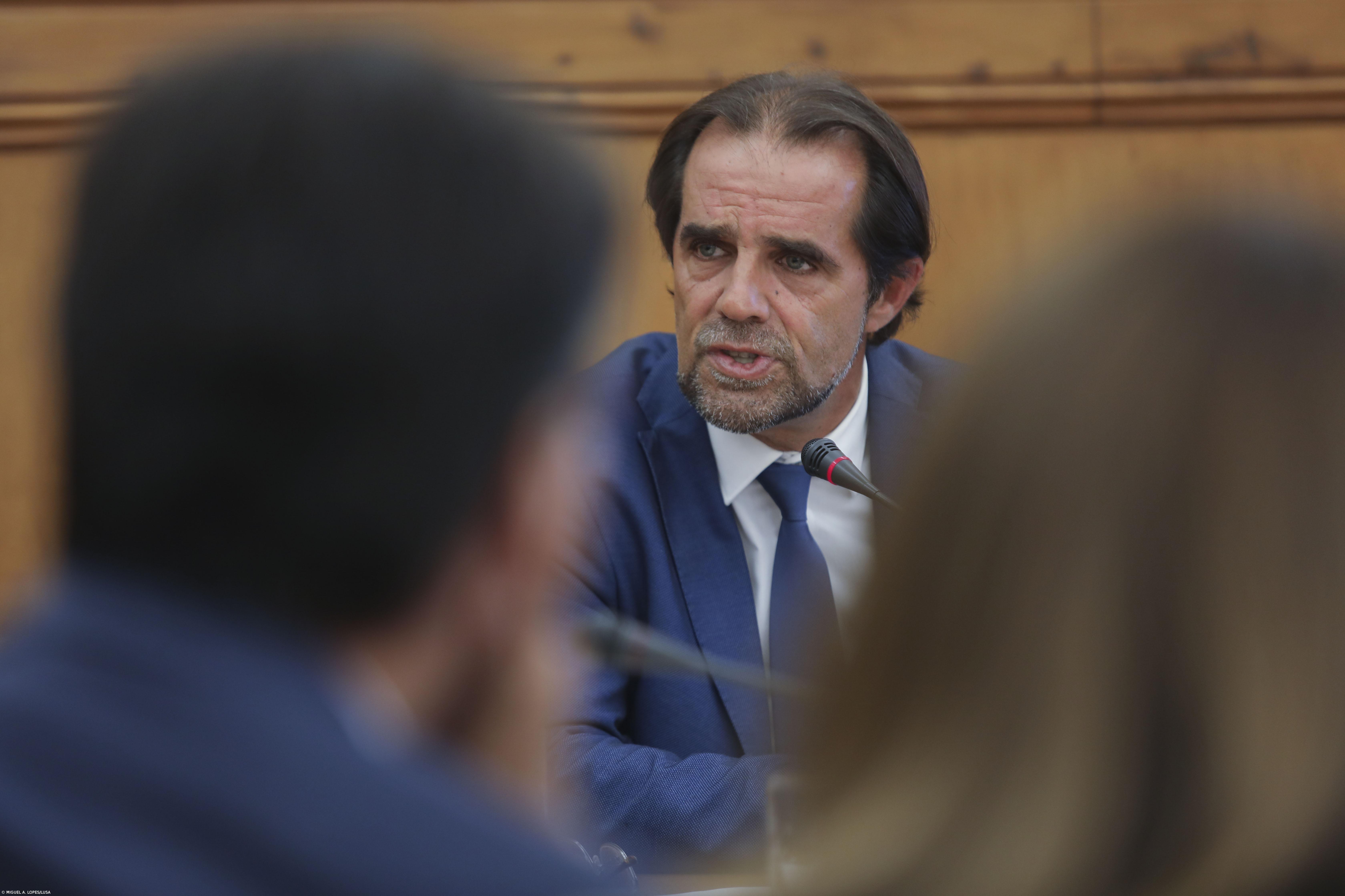 Madeira diz que fim dos vistos ‘gold’ deve acontecer de “forma harmoniosa” – Imagem 1