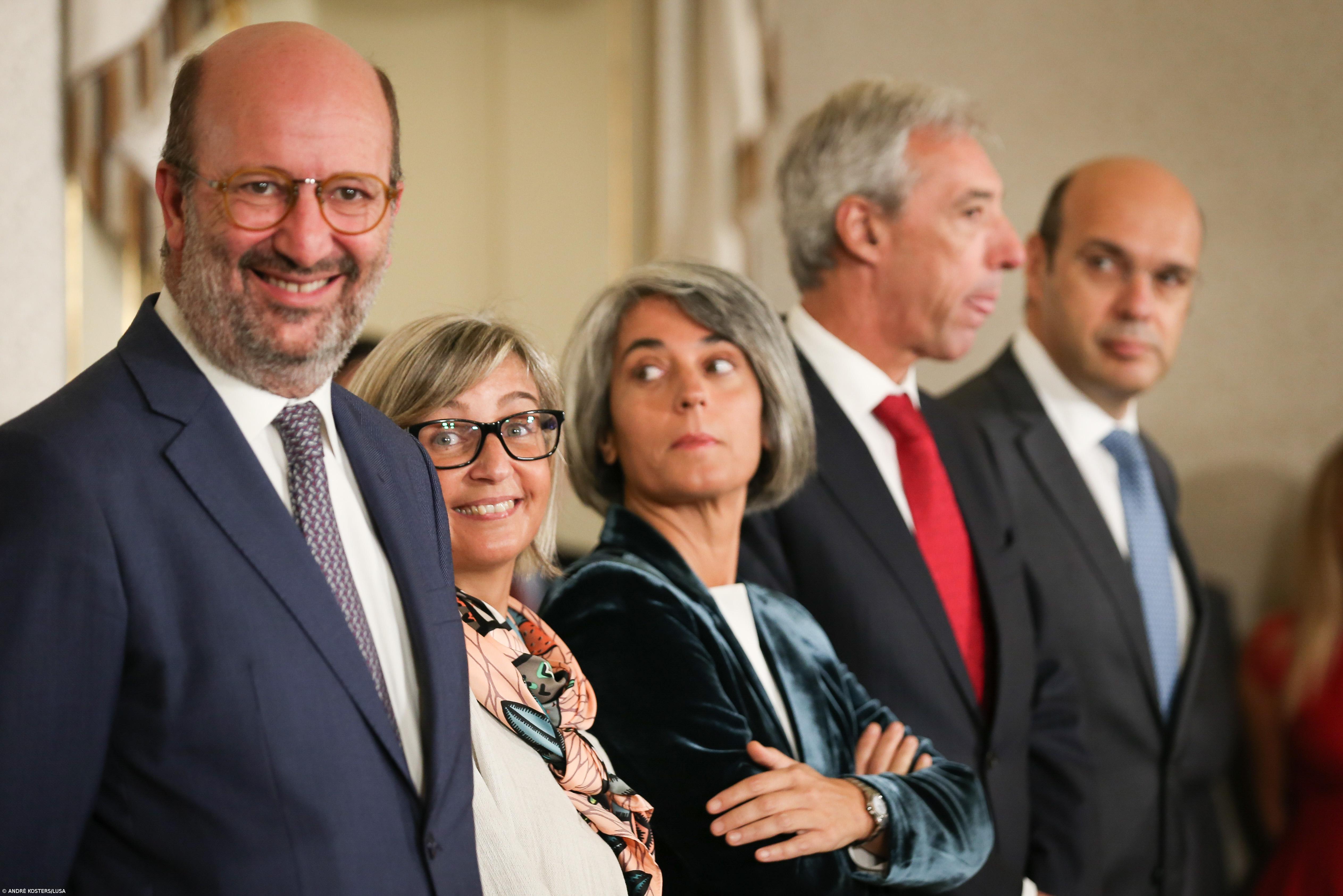  Presidente deu posse a novos ministros da Defesa, Economia, Saúde e Cultura – Imagem 1