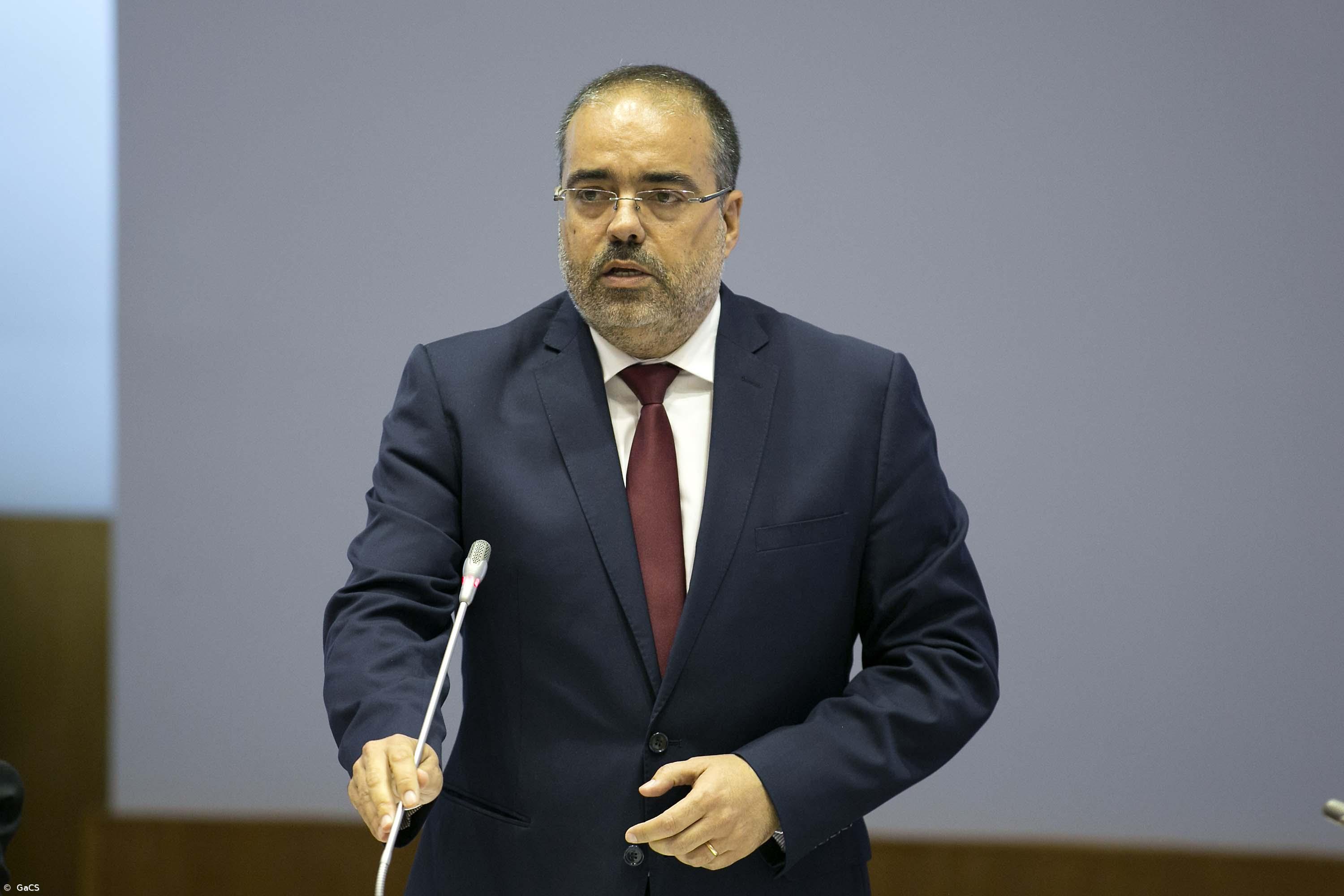 Governo dos Açores contrata farmacêuticos para as Unidades de Saúde de Ilha do Pico e da Graciosa – Imagem 1