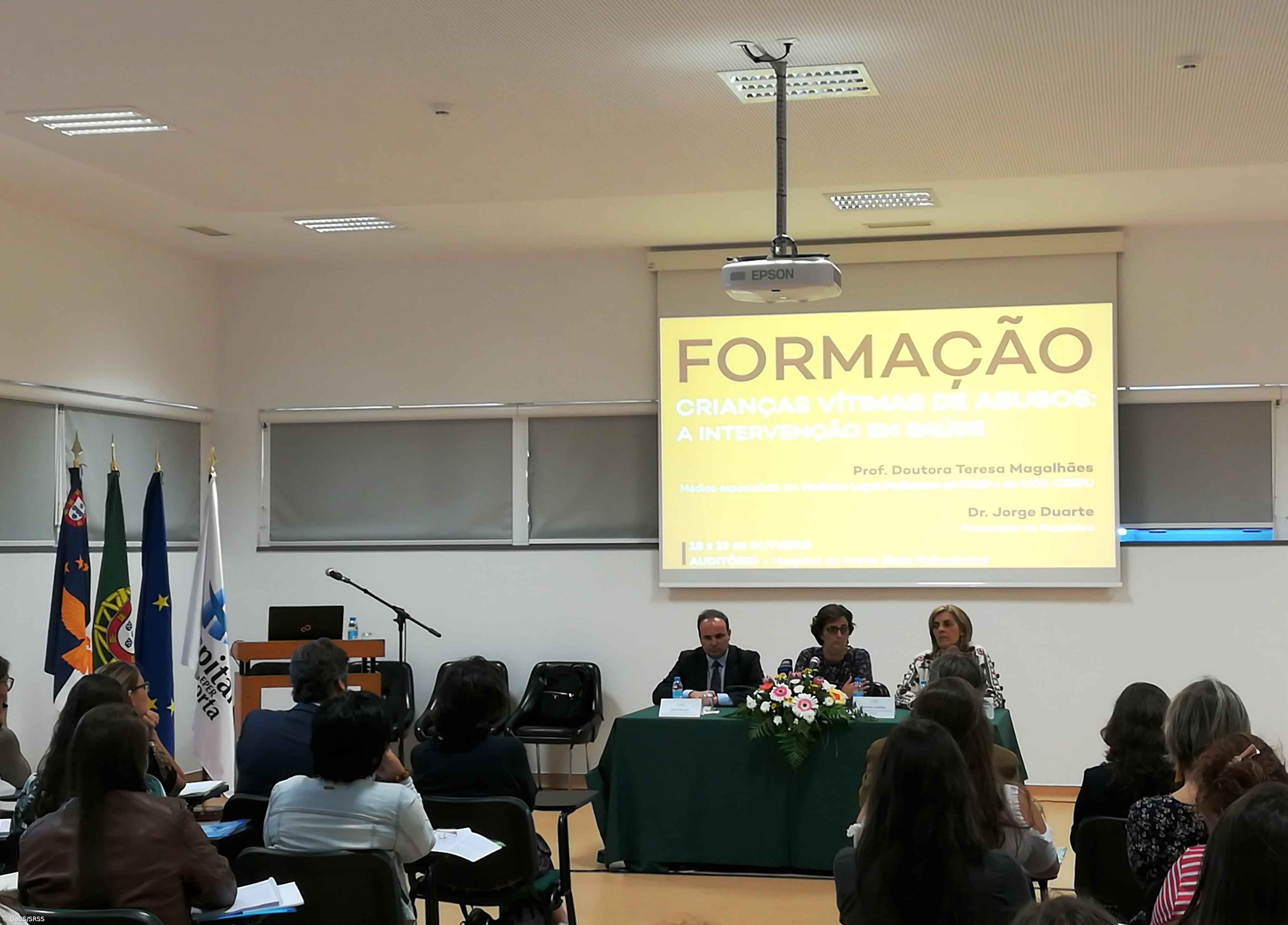 Executivo Regional forma cerca de 300 profissionais da área da saúde na abordagem a crianças vítimas de maus tratos – Imagem 1