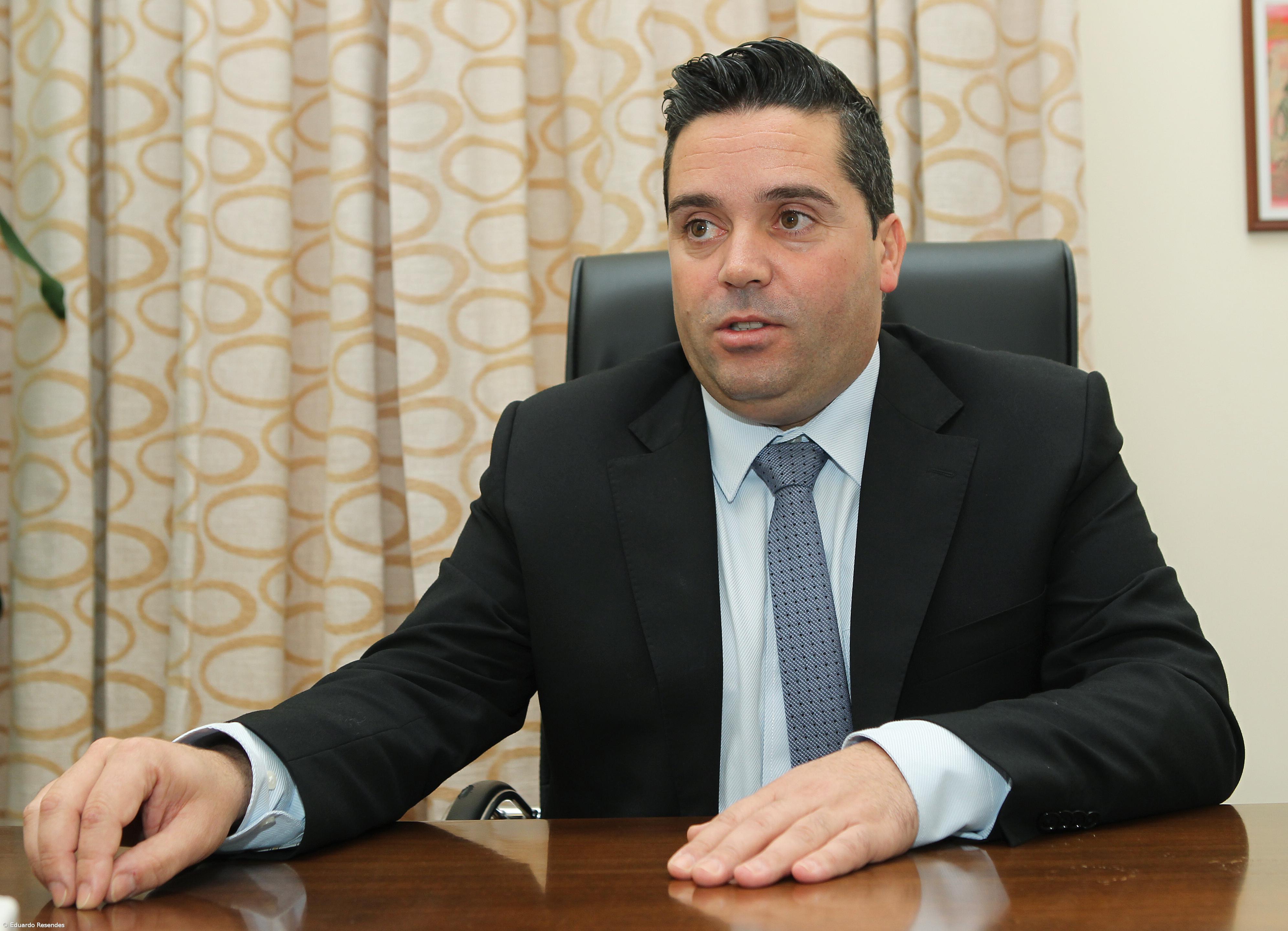 Pedro Nuno Melo reeleito presidente da Câmara da Povoação – Imagem 1