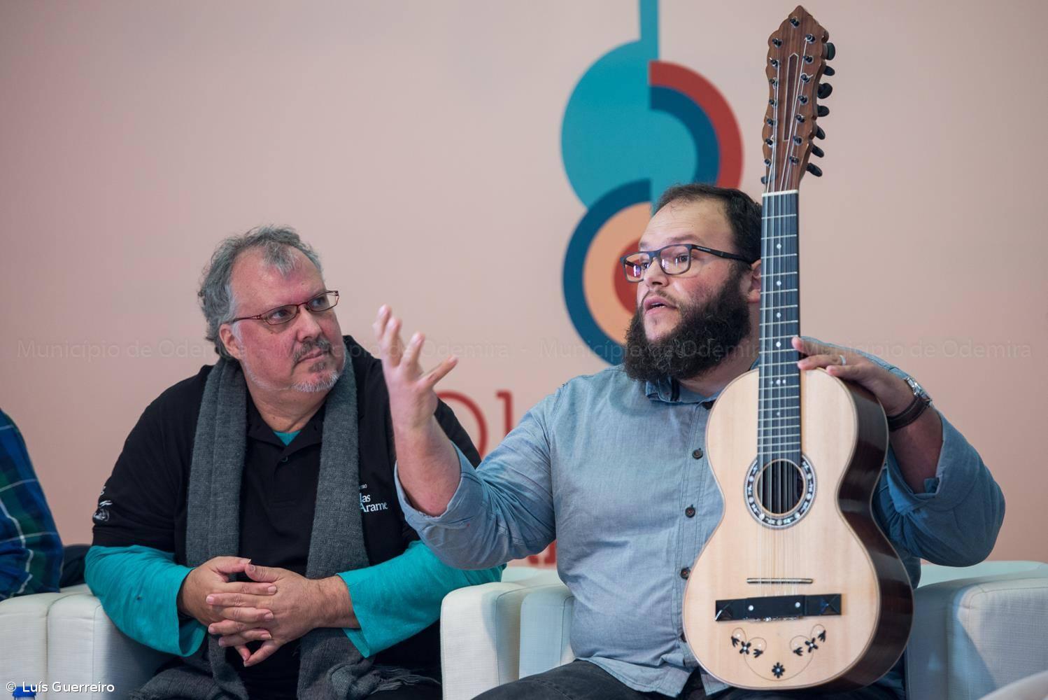 Viola da Terra no VIII Encontro de Violas de Arame – Imagem 4