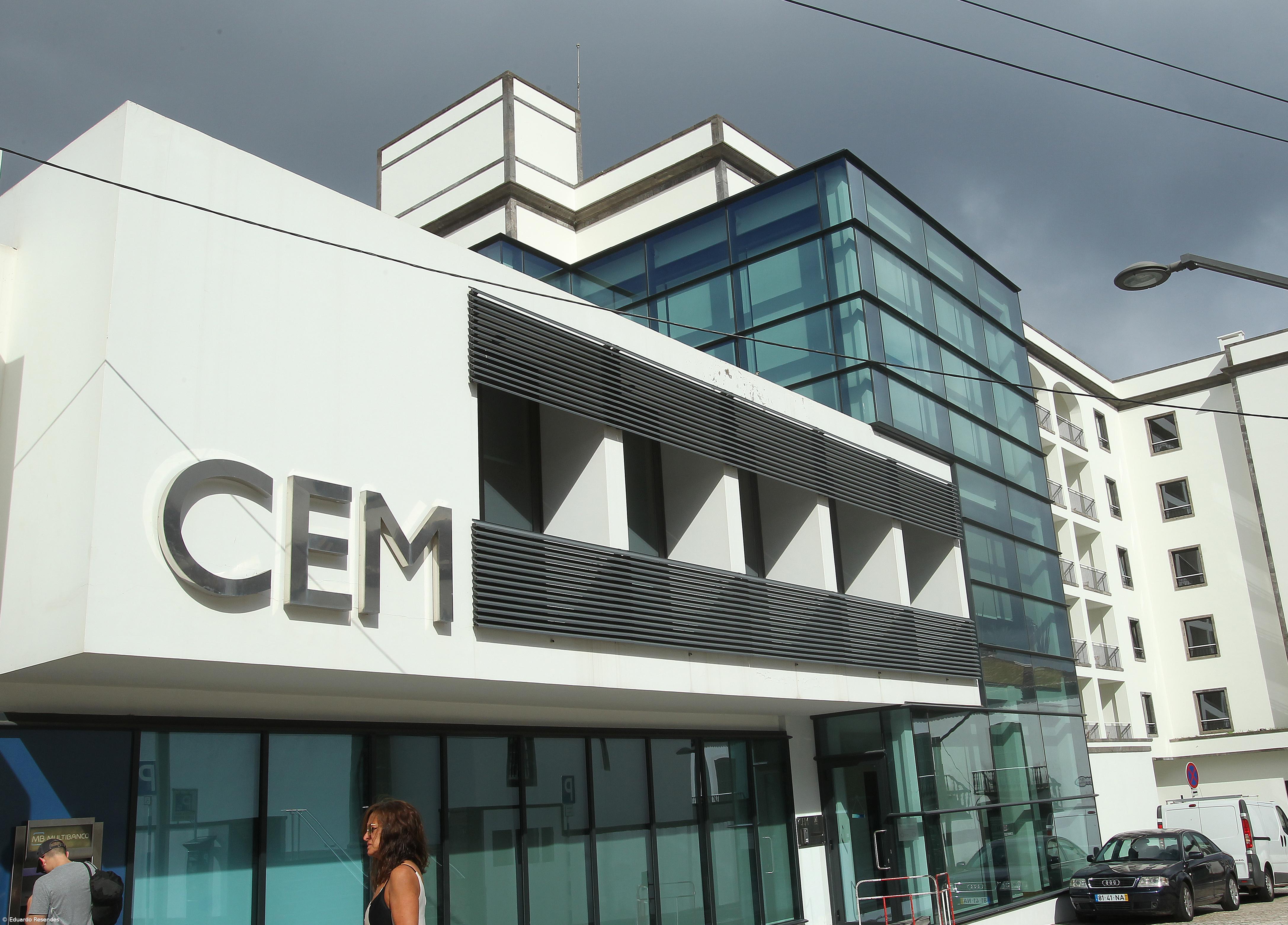 Caixa Económica de Angra concluiu o processo de transformação em Sociedade Anónima – Imagem 1