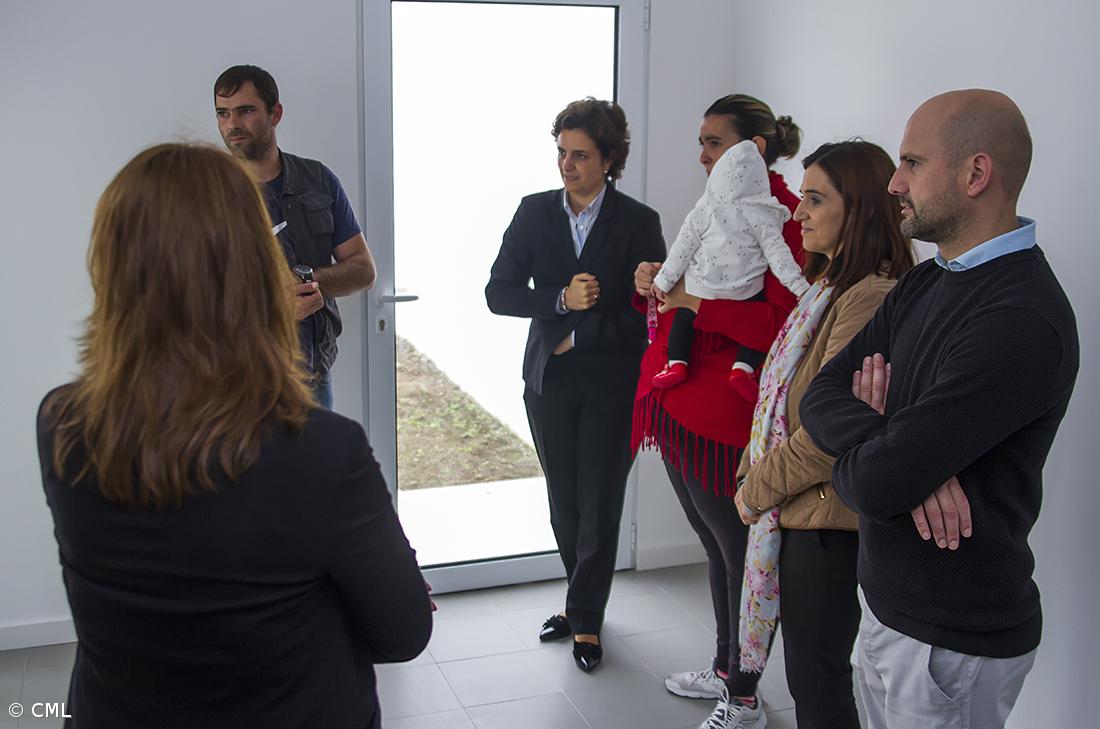 Entrega de habitação a família carenciada na vila de Água de Pau – Imagem 1