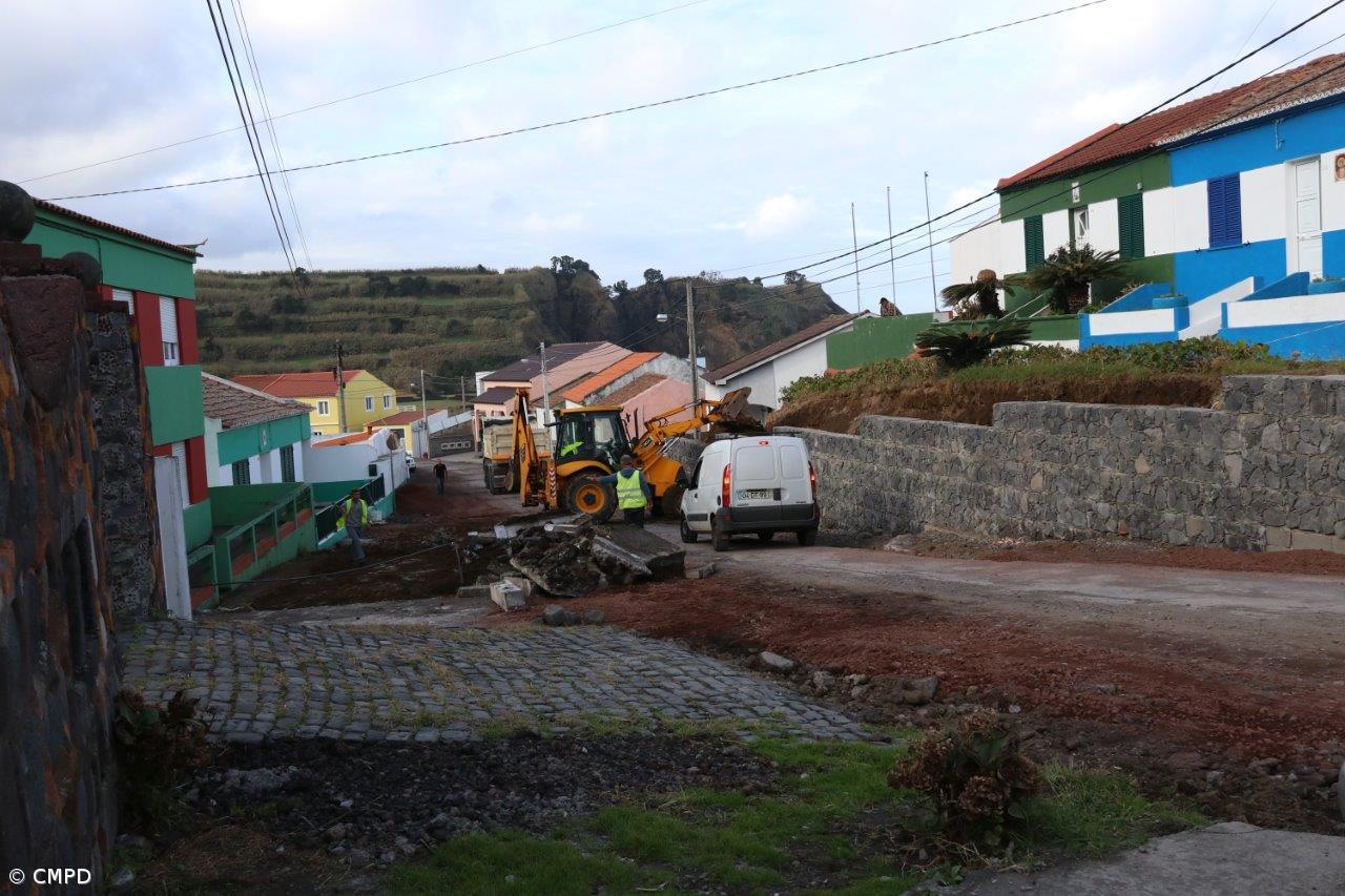 Obras na ordem dos 133 mil euros para remodelação de passeios nas Capelas, Santa Clara e Candelária – Imagem 2