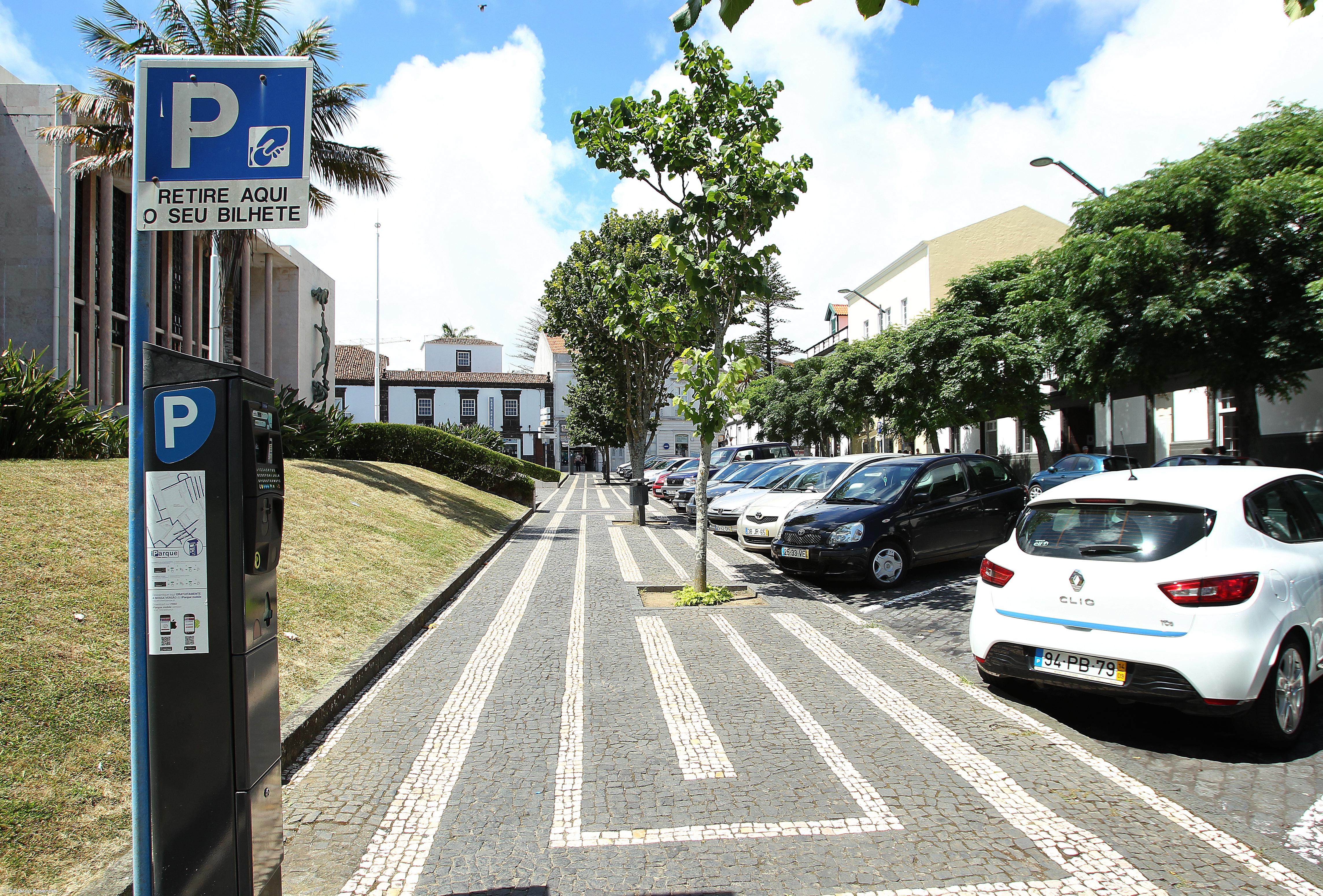 Câmara de Ponta Delgada isenta pagamento dos parquímetros durante todos os sábados de dezembro – Imagem 1
