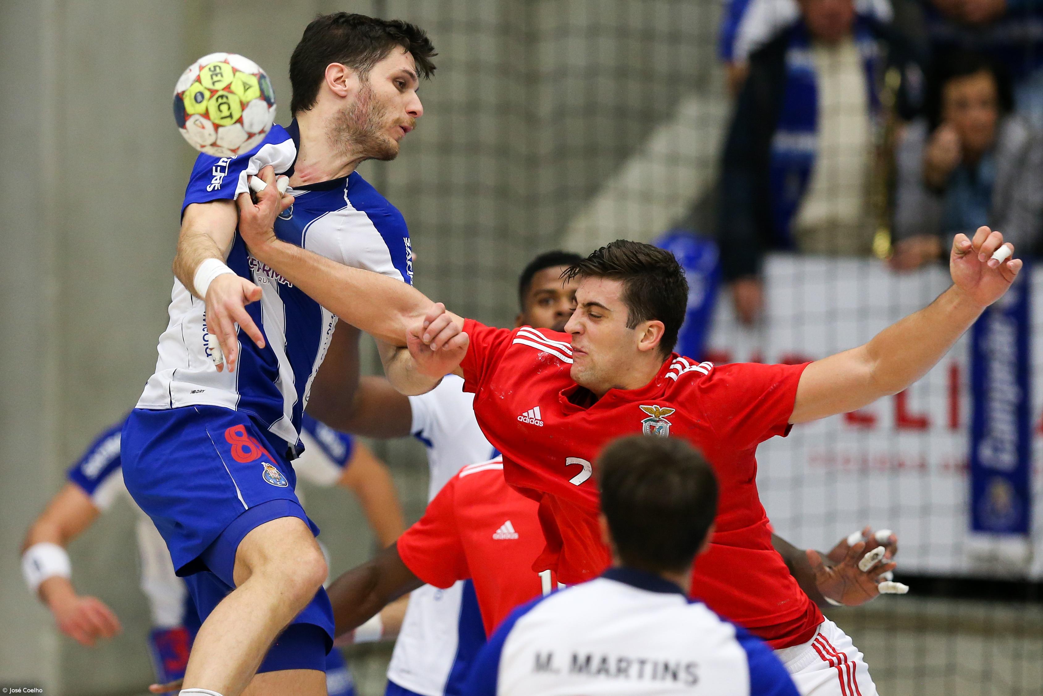 FC Porto vence Benfica e iguala Sporting na liderança do campeonato de andebol – Imagem 1
