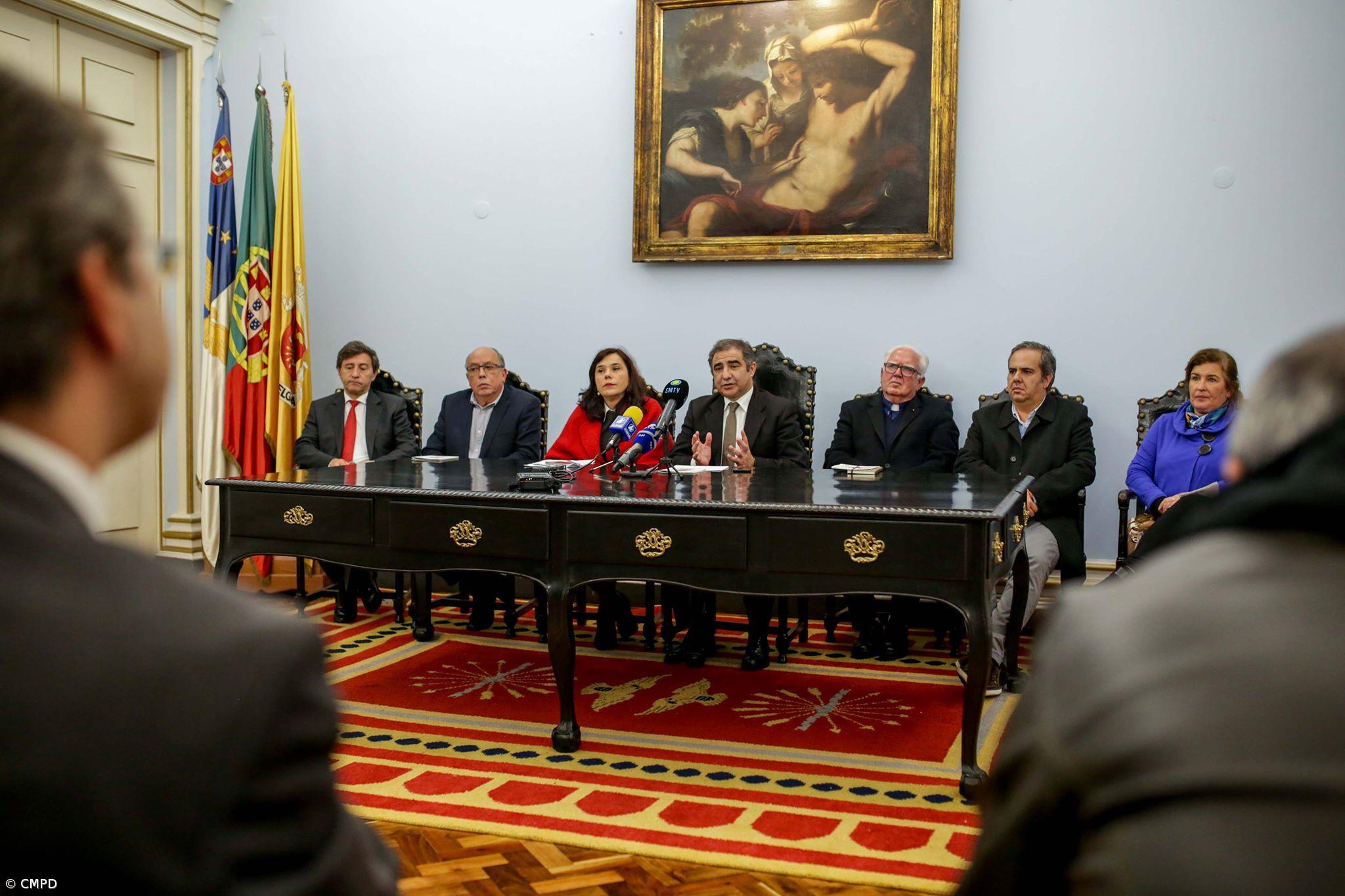 Natal em Ponta Delgada promove artistas locais e dinamiza comércio tradicional – Imagem 1