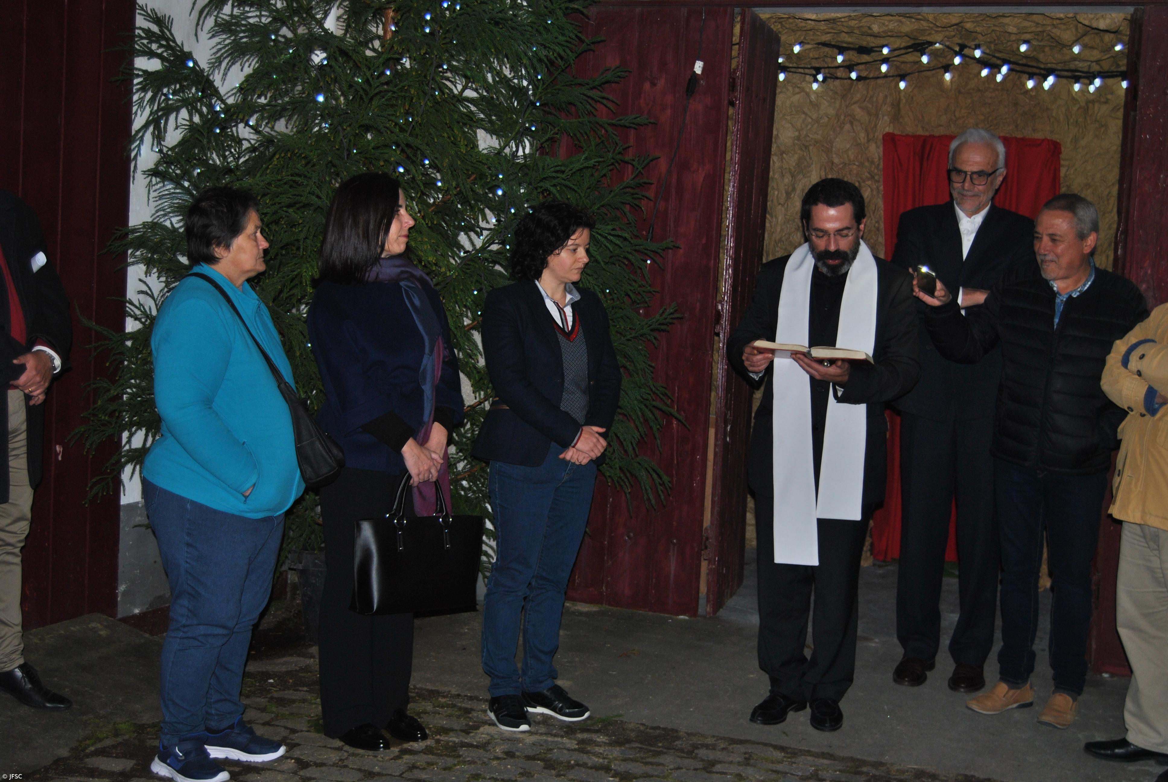 Presépio Tradicional da freguesia de Santa Clara inaugurado – Imagem 1