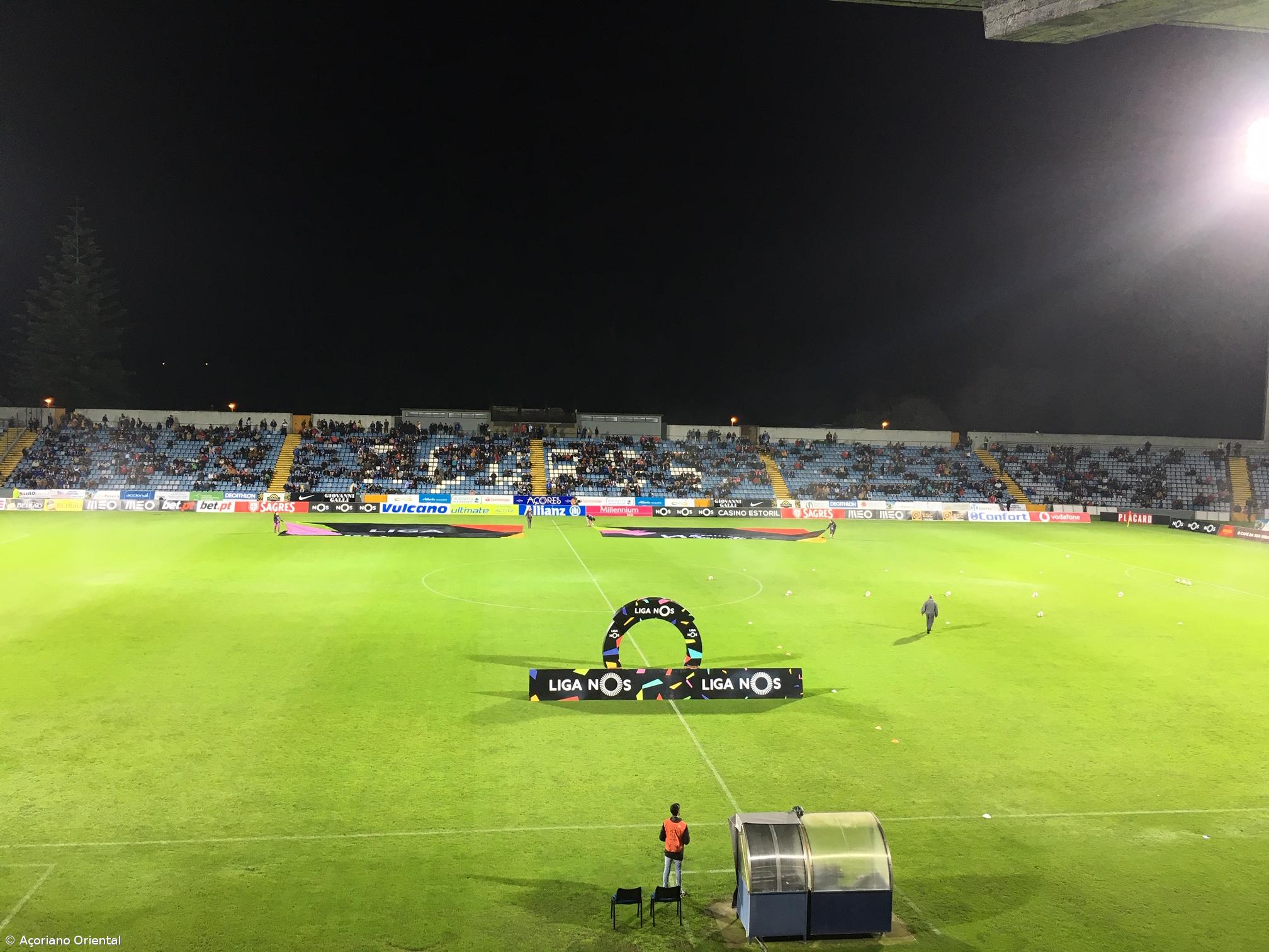 Adeptos separados por cinco lugares no primeiro jogo com público da I Liga – Imagem 1