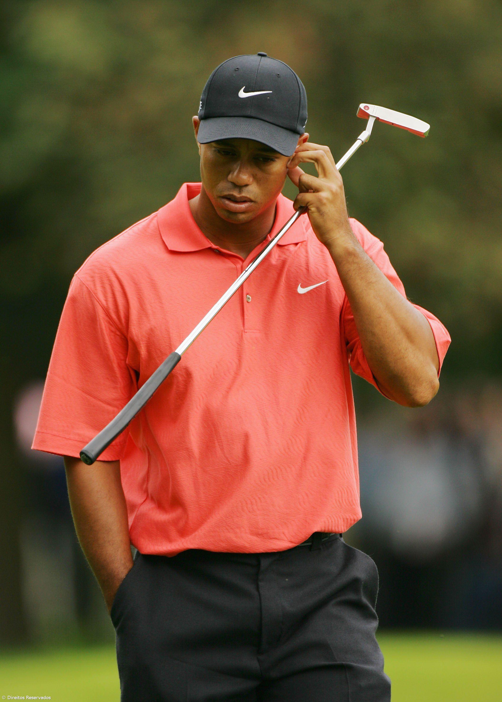 Tiger Woods isolou-se no comando do Tour Championship de golfe – Imagem 1