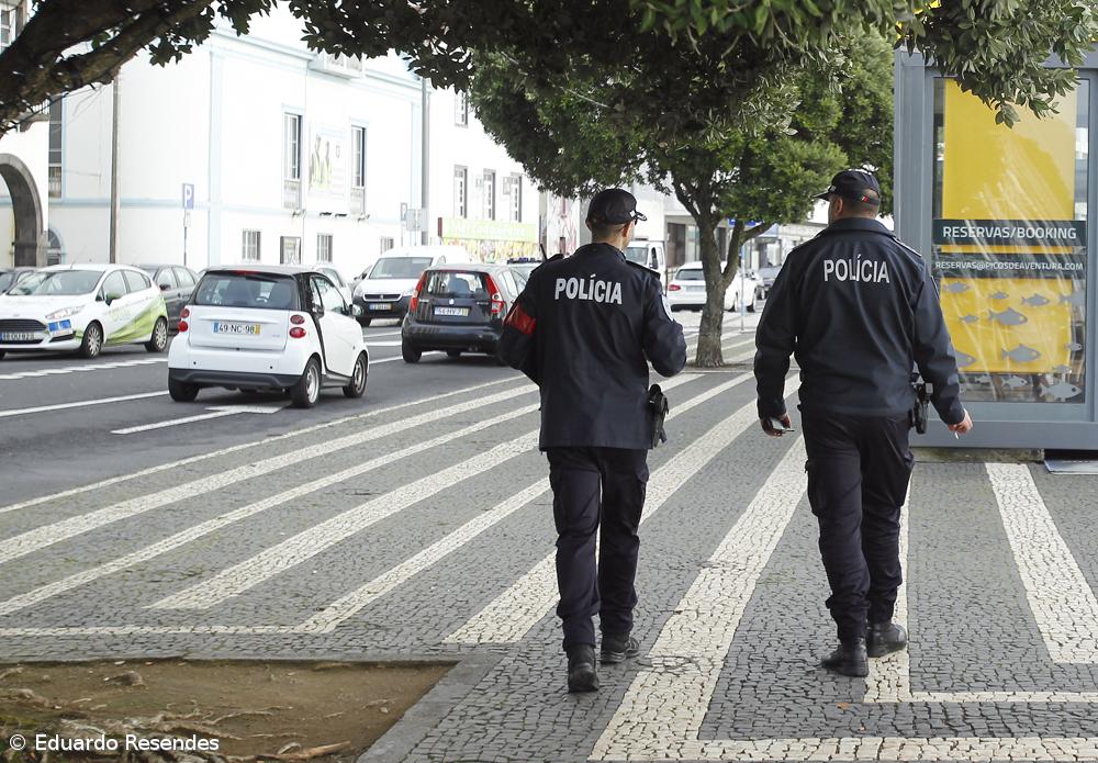 Concentração sem expressão em Ponta Delgada – Imagem 4