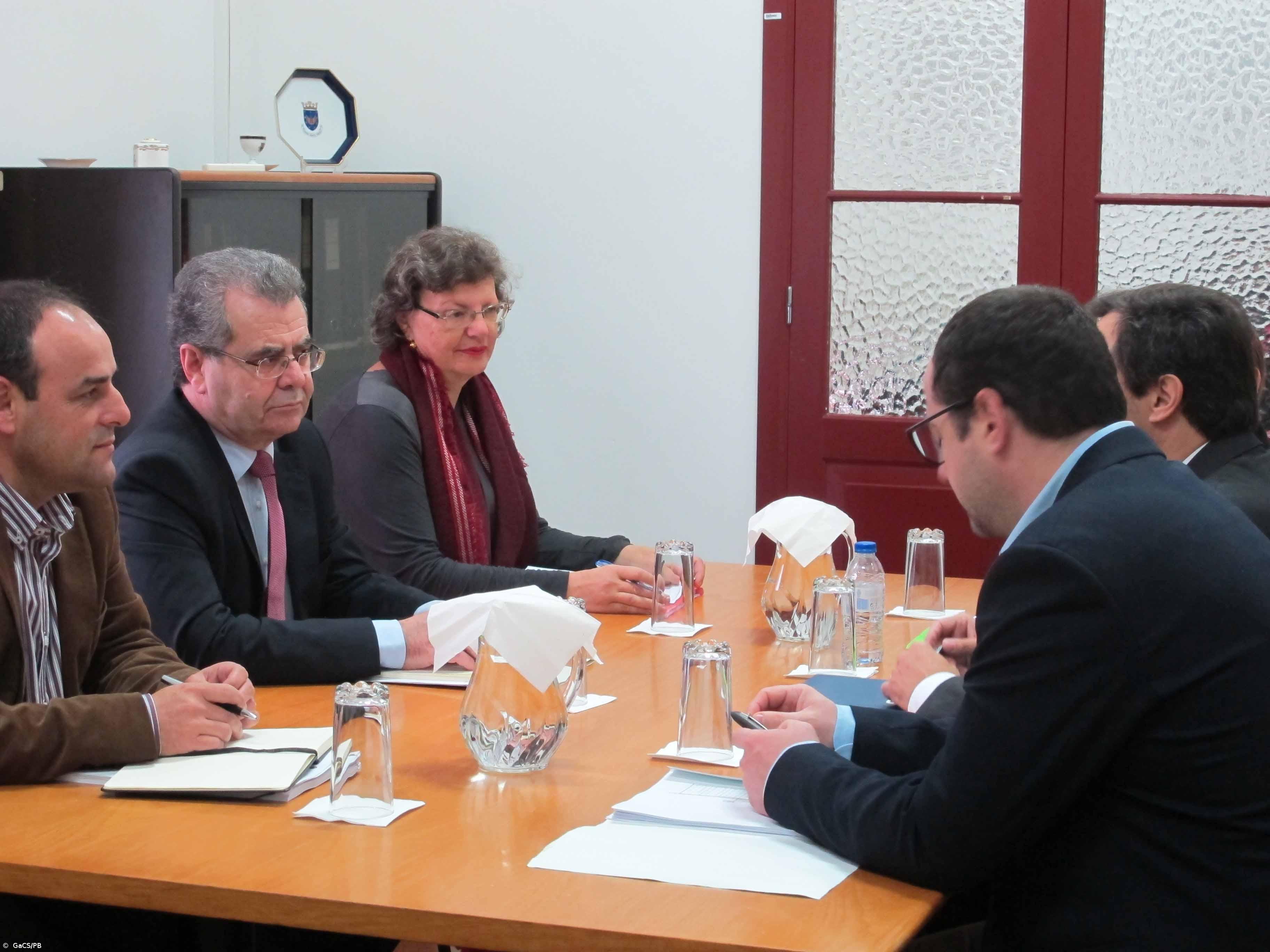 Governo dos Açores termina negociações com sindicatos dos professores – Imagem 1