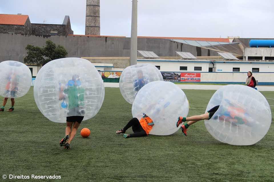 ‘Bola’ da inclusão social já rola em três ilhas por via do projeto ‘Equipa-te’  – Imagem 1