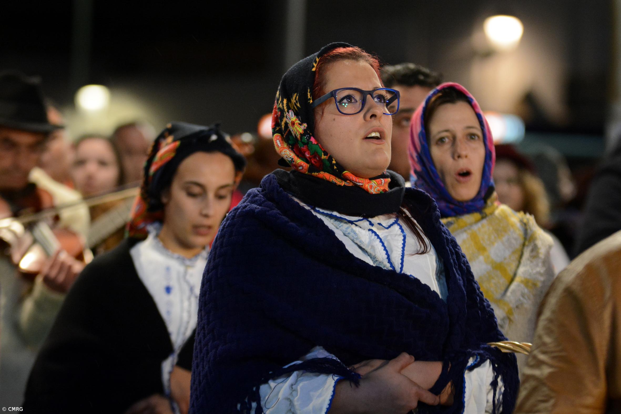 Cantar às Estrelas traz emigrantes, noite de fados e desfile à Ribeira Grande – Imagem 1