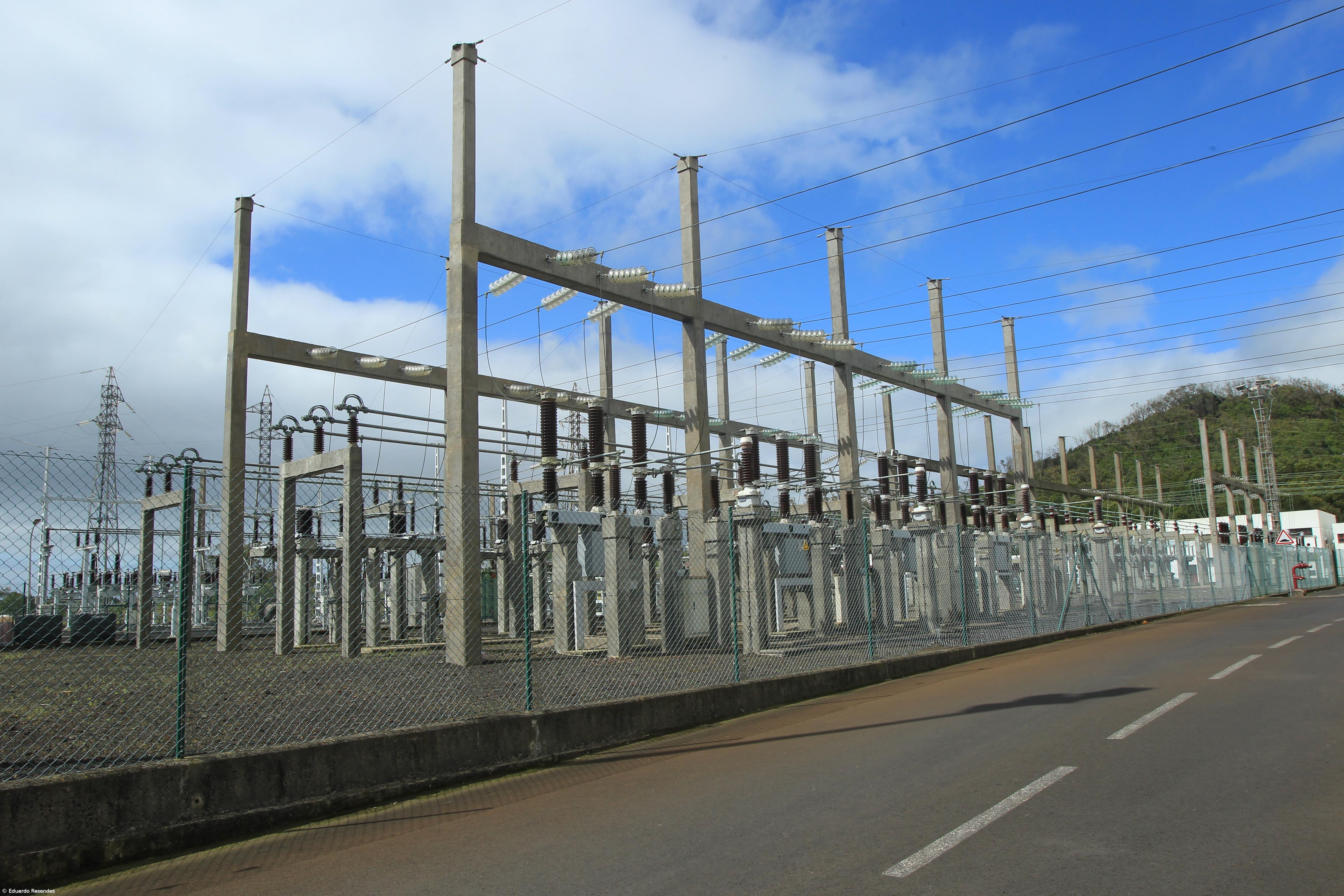 Avaria em gerador da Central do Caldeirão provoca apagão em São Miguel – Imagem 1