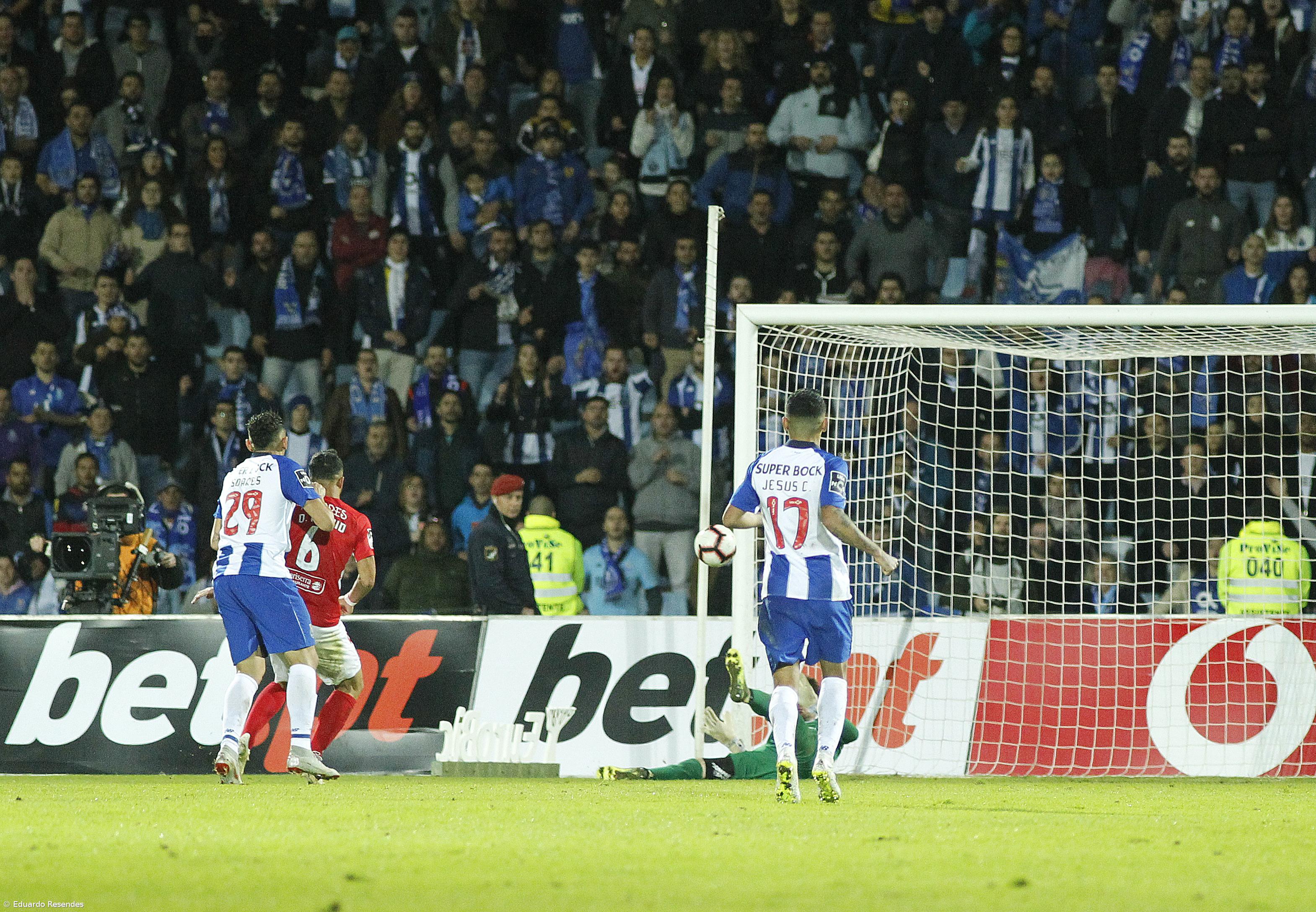 FC Porto em 'serviços mínimos' vence Santa Clara e amarra liderança – Imagem 1