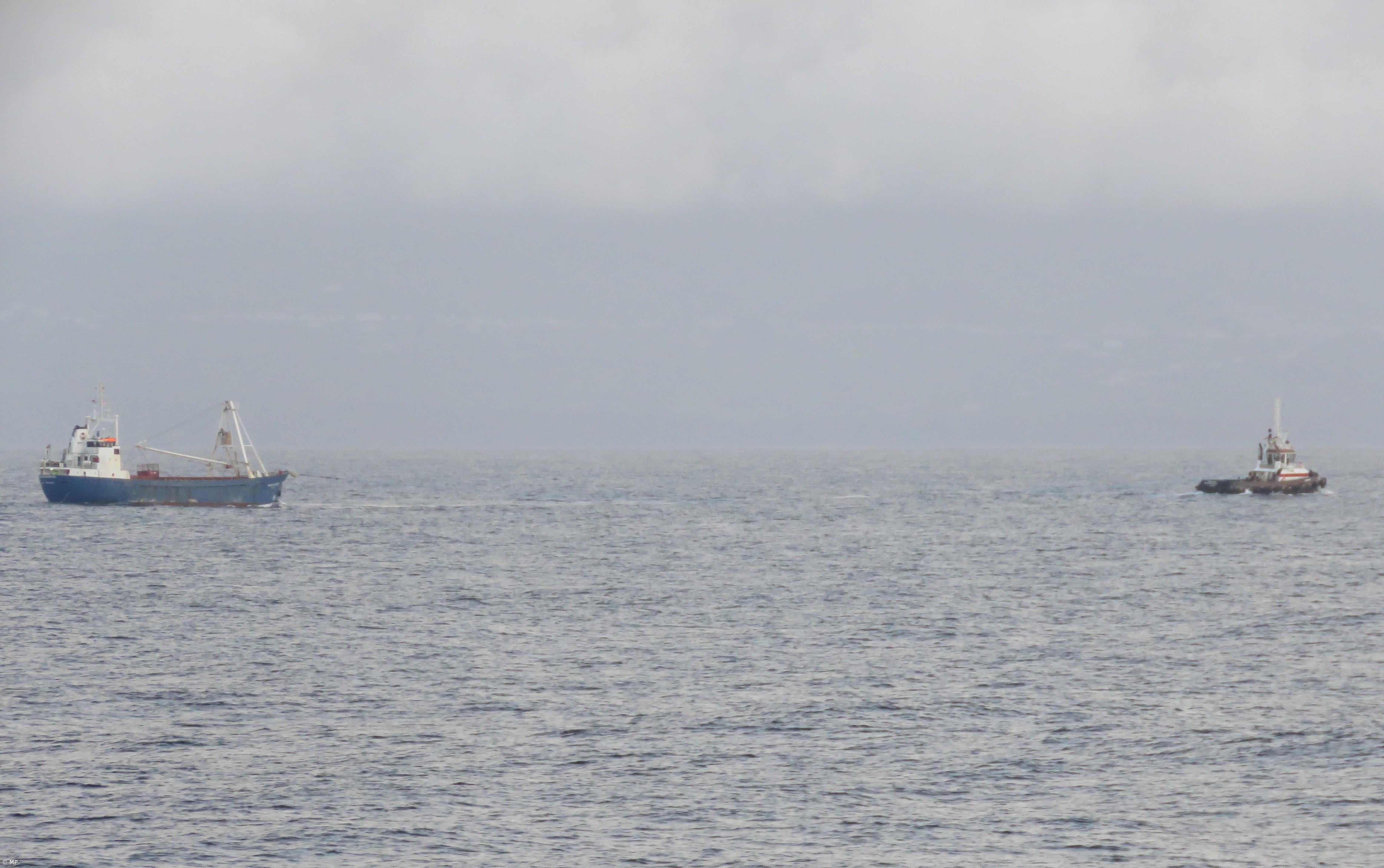 Marinha acompanha navio à deriva nos Açores – Imagem 1