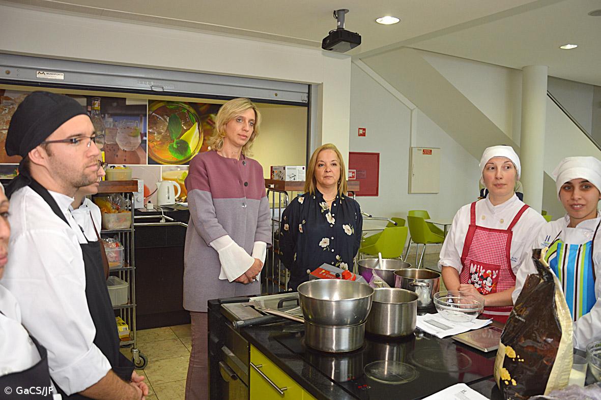 Governo dos Açores anuncia mais de mil vagas em cursos no setor do turismo – Imagem 1