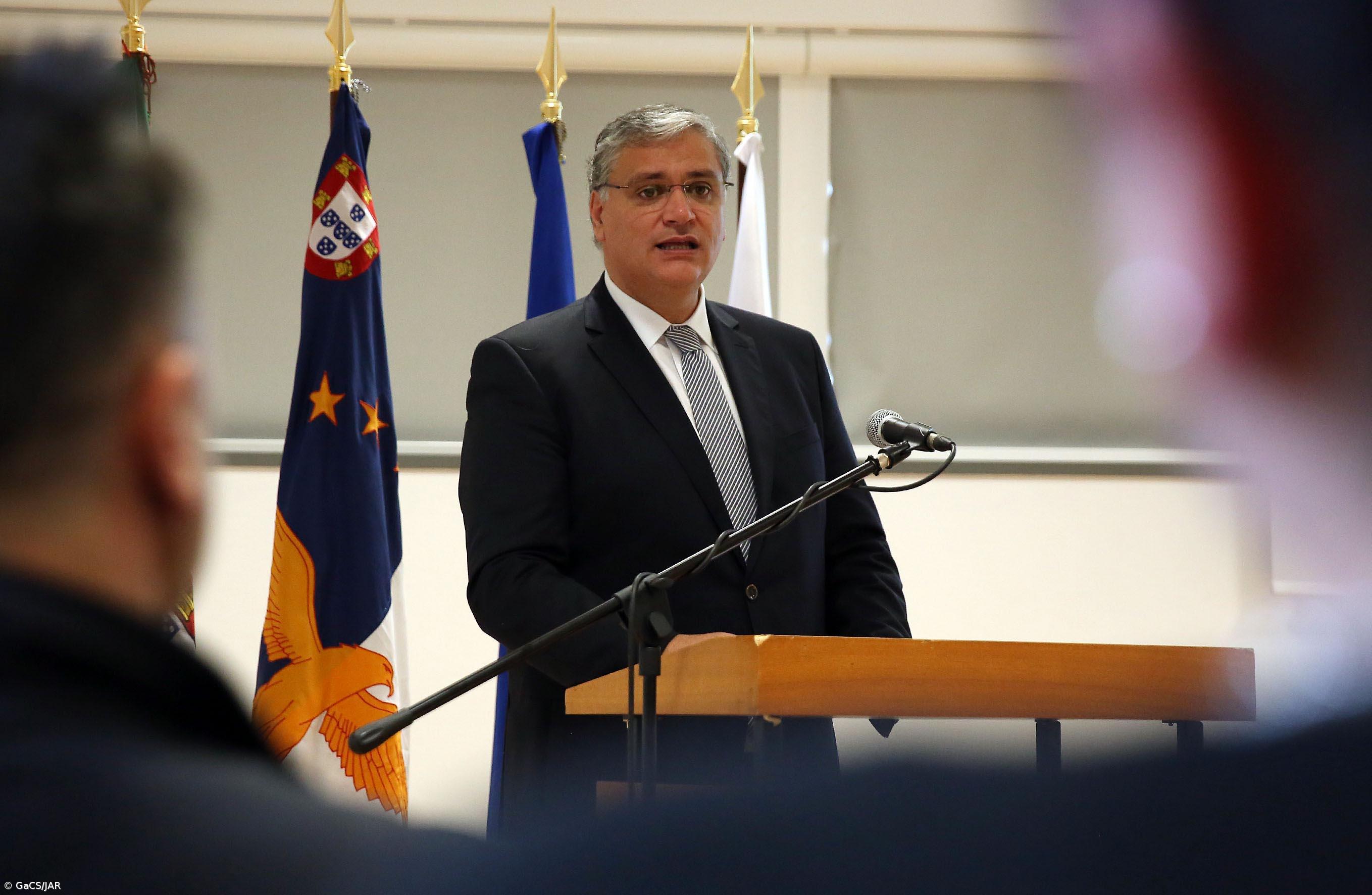 Vasco Cordeiro manifesta, em nome do Governo, grande consternação pelo falecimento de André Bradford – Imagem 1