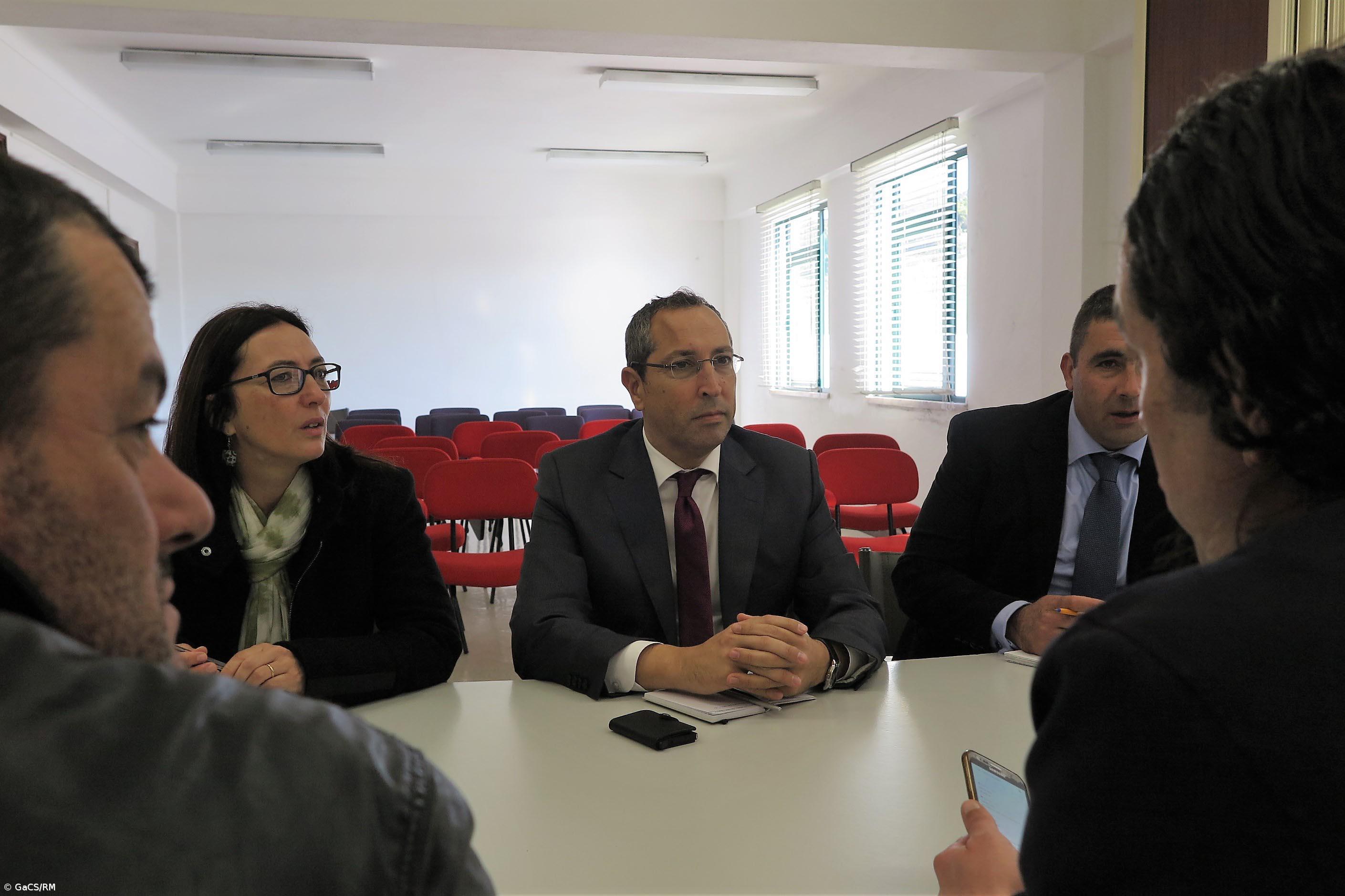 Governos dos Açores convoca reunião com representante do setor do leite – Imagem 1