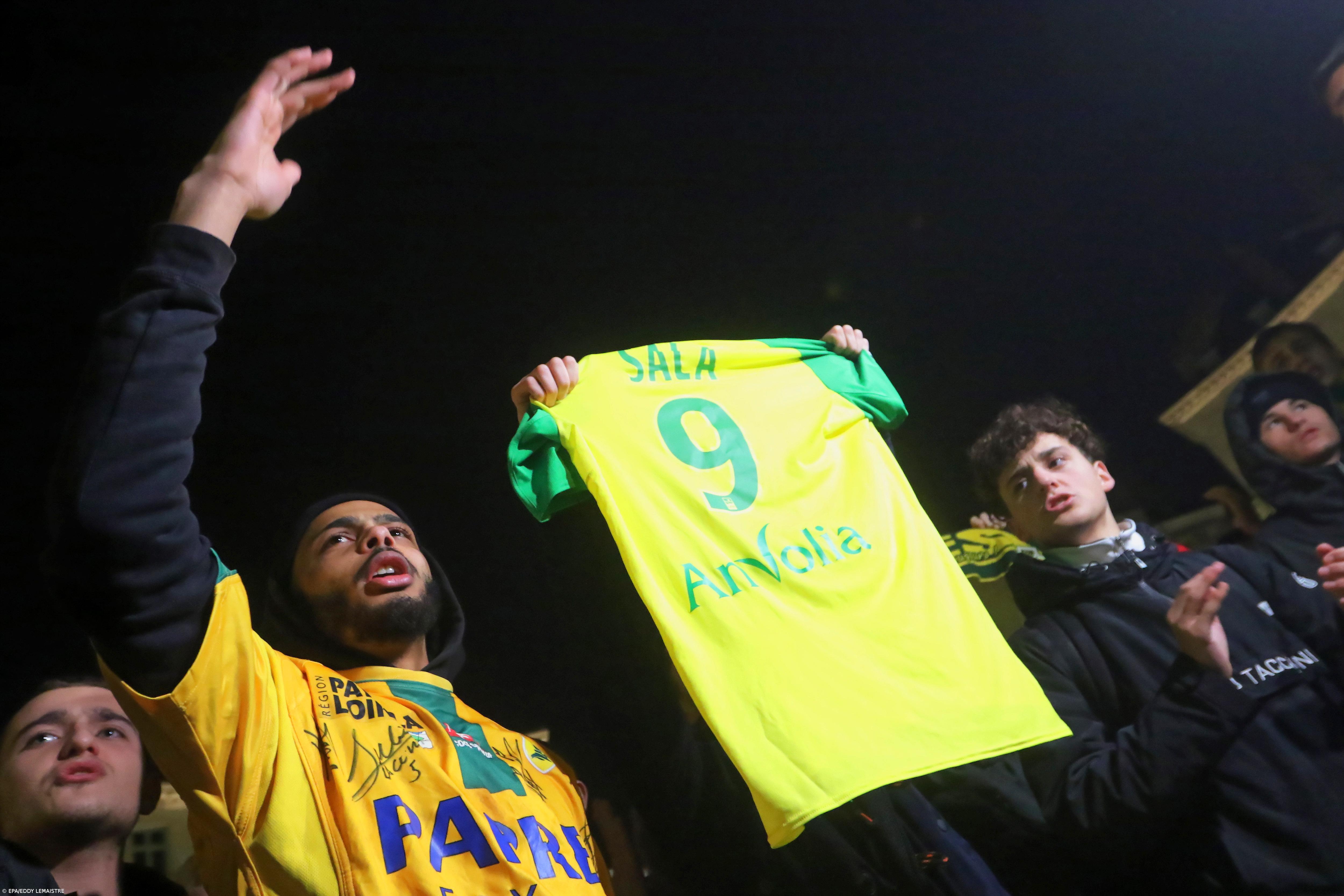 Buscas pelo avião em que viajava o jogador Emiliano Sala foram retomadas – Imagem 1