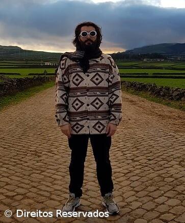 Vai ser dado: por isso não olhe aos dentes do cavalo de Romeu Bairos – Imagem 1