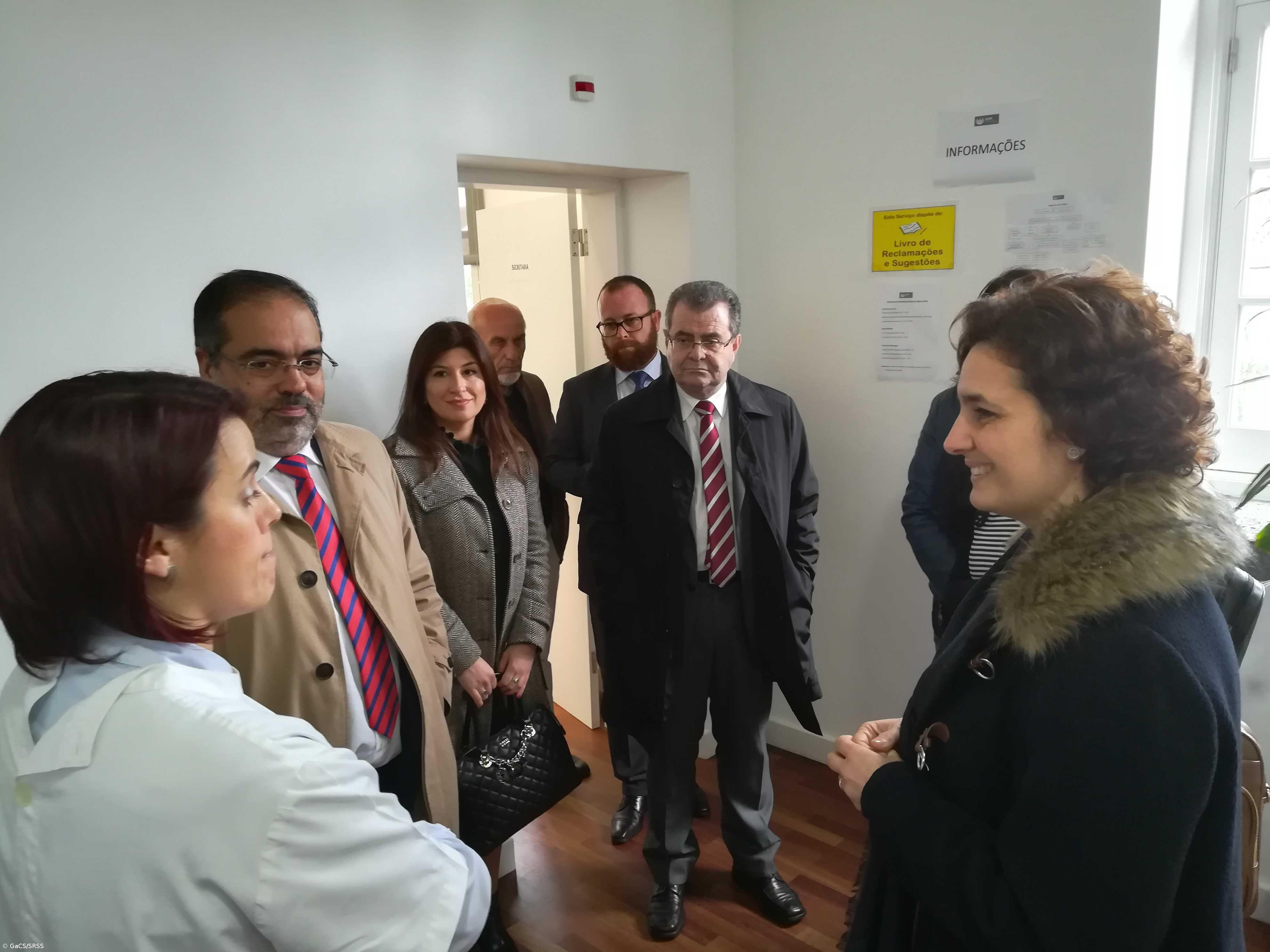 Açores apostam no contacto com a população na luta contra a pobreza – Imagem 1