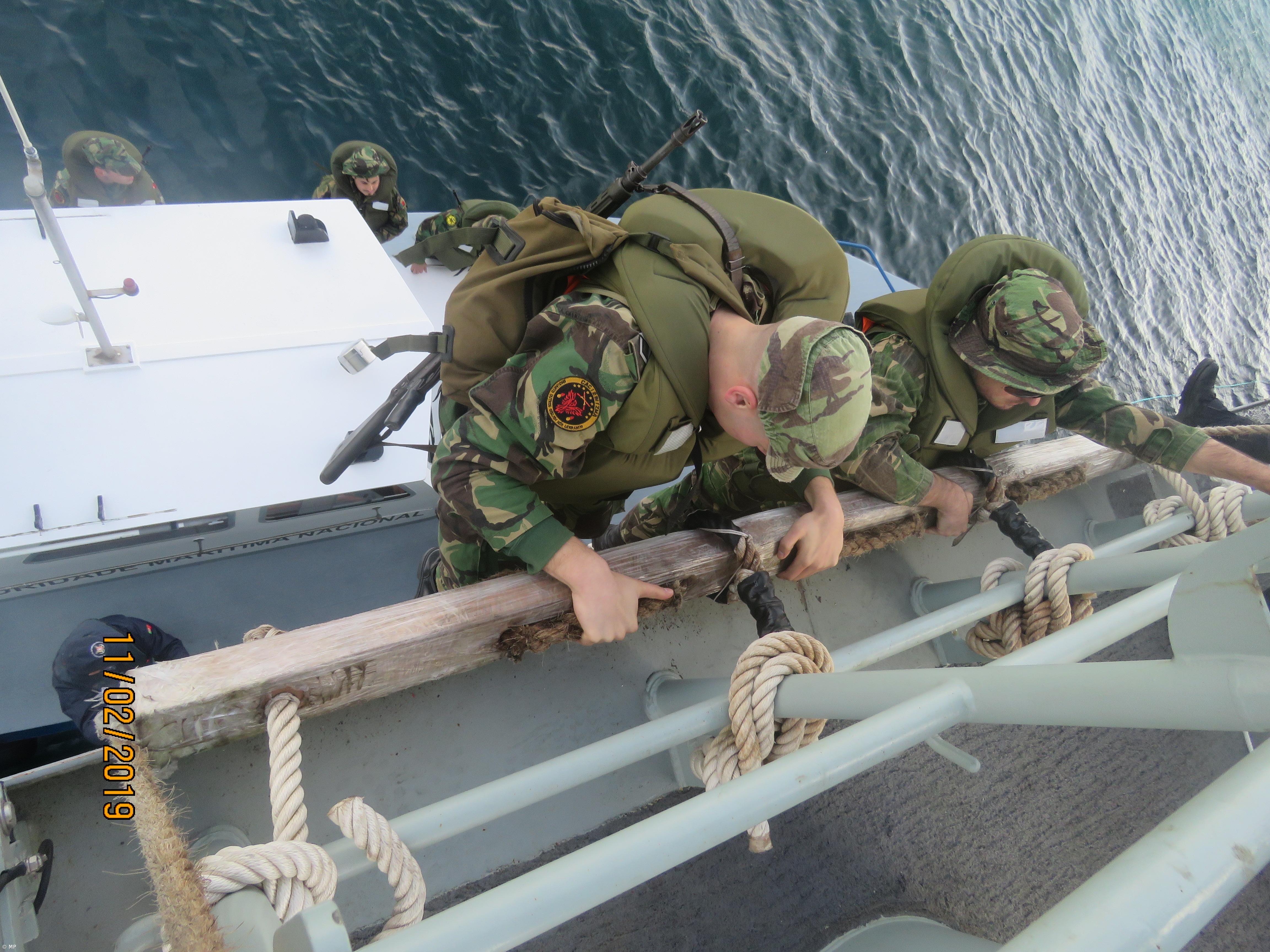 Marinha e Exército fazem treino conjunto – Imagem 1