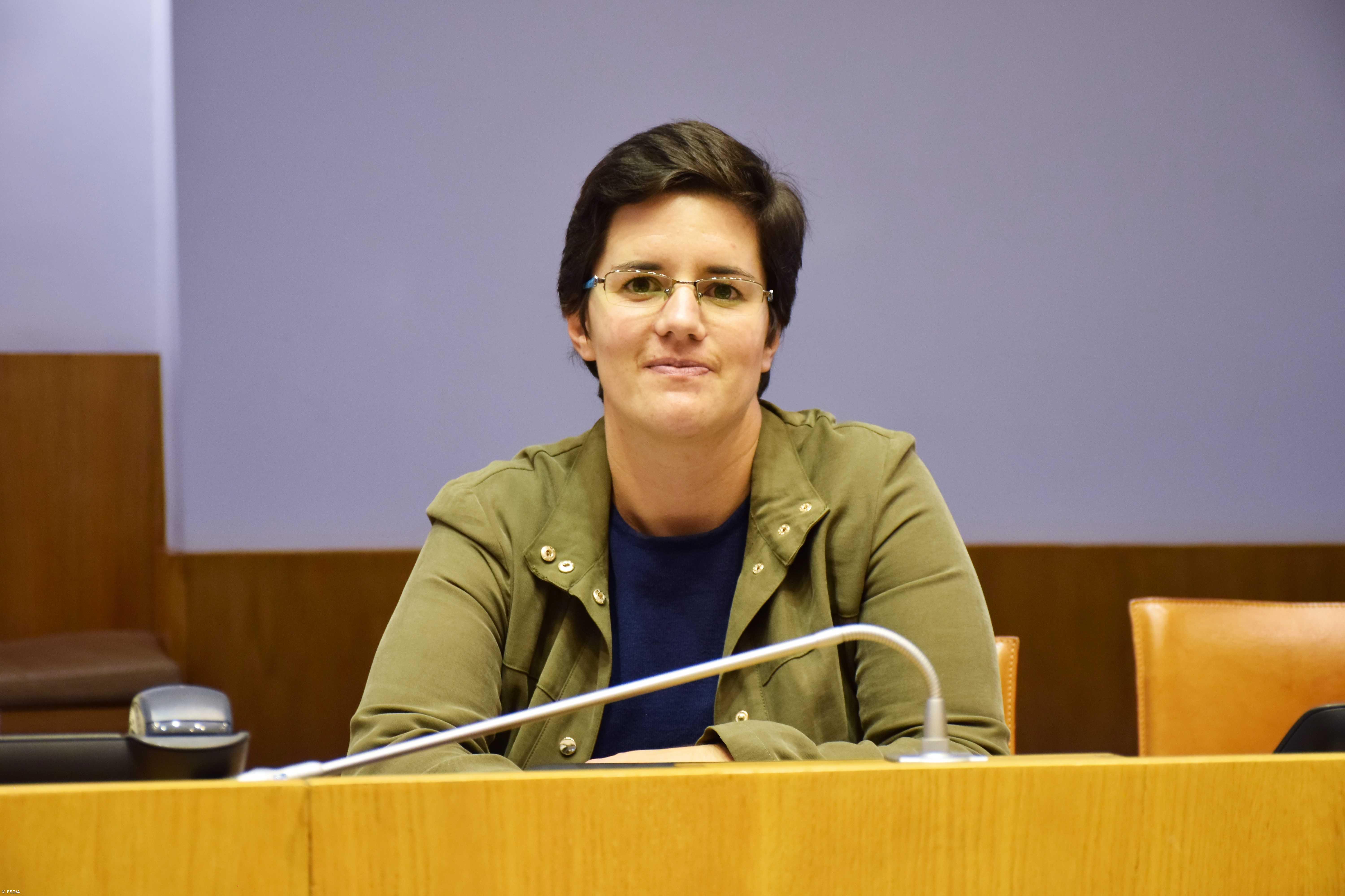 "Desorganização na marcação de consultas e deslocações de doentes em Santa Maria" – Imagem 1