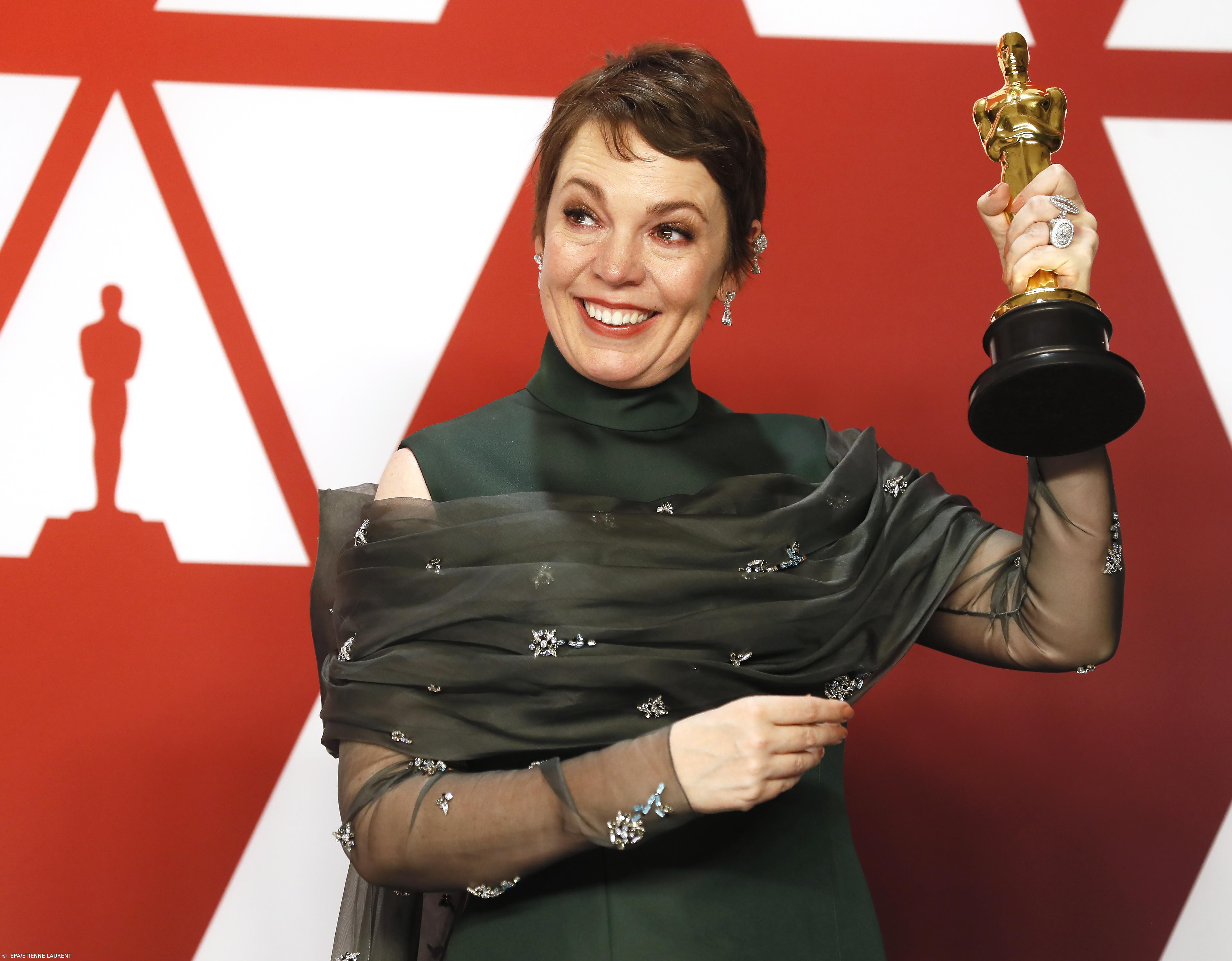 Olivia Colman ficou “sem saber o que fazer” ao vencer o Óscar de melhor atriz – Imagem 1
