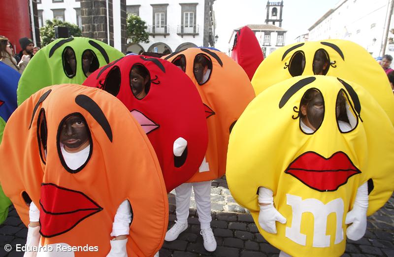 Corso de Carnaval atrai milhares a Ponta Delgada  – Imagem 5