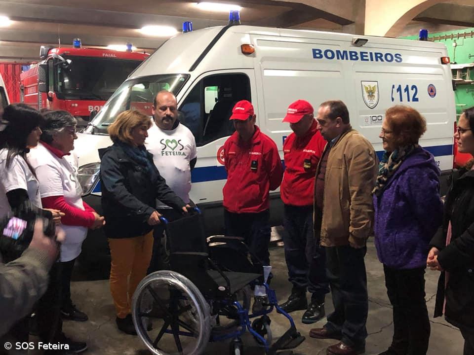 SOS Feteira entrega cadeira de rodas aos bombeiros faialenses – Imagem 2