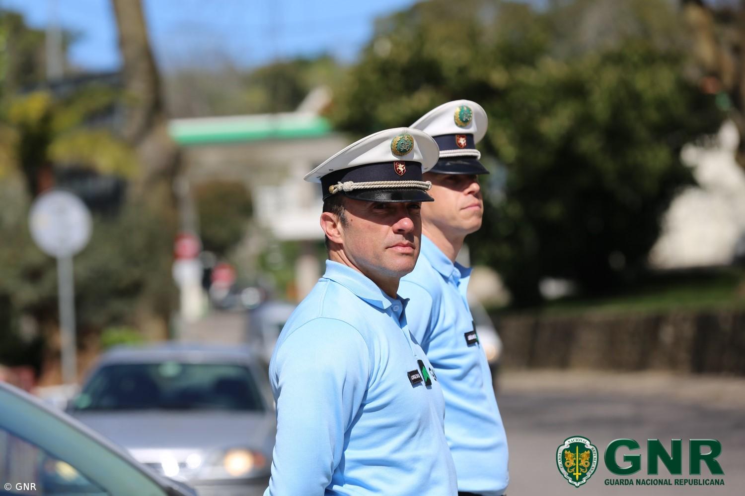 GNR regista num dia mais de 1.150 infrações na estrada e detém 113 pessoas em dois – Imagem 1