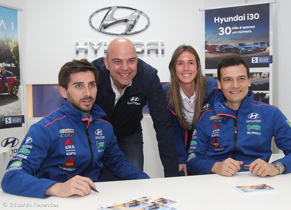 Team Hyundai Portugal em sessão de autógrafos – Imagem 8