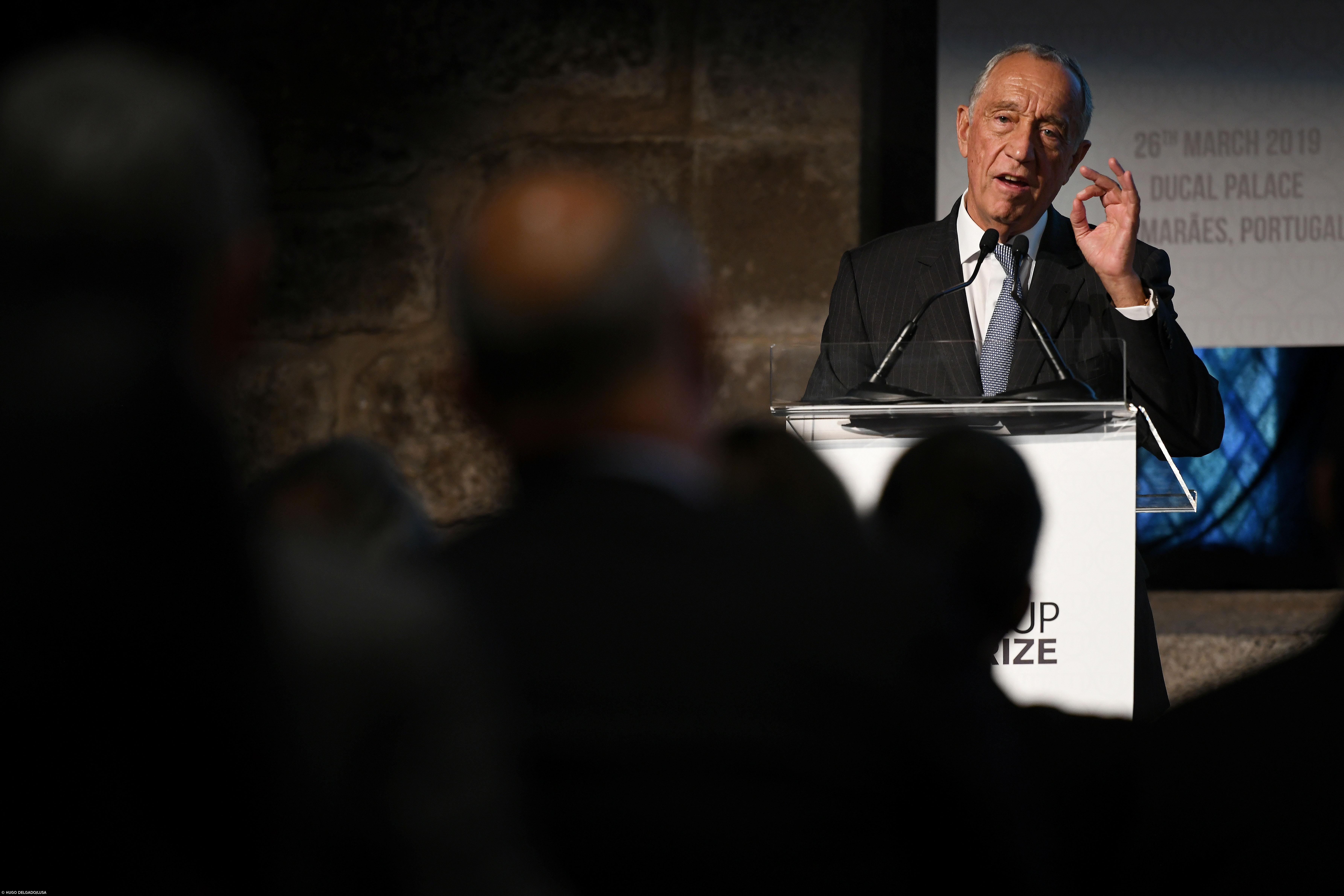  Marcelo realça que "há dois terços dos portugueses que são pró-europeus – Imagem 1