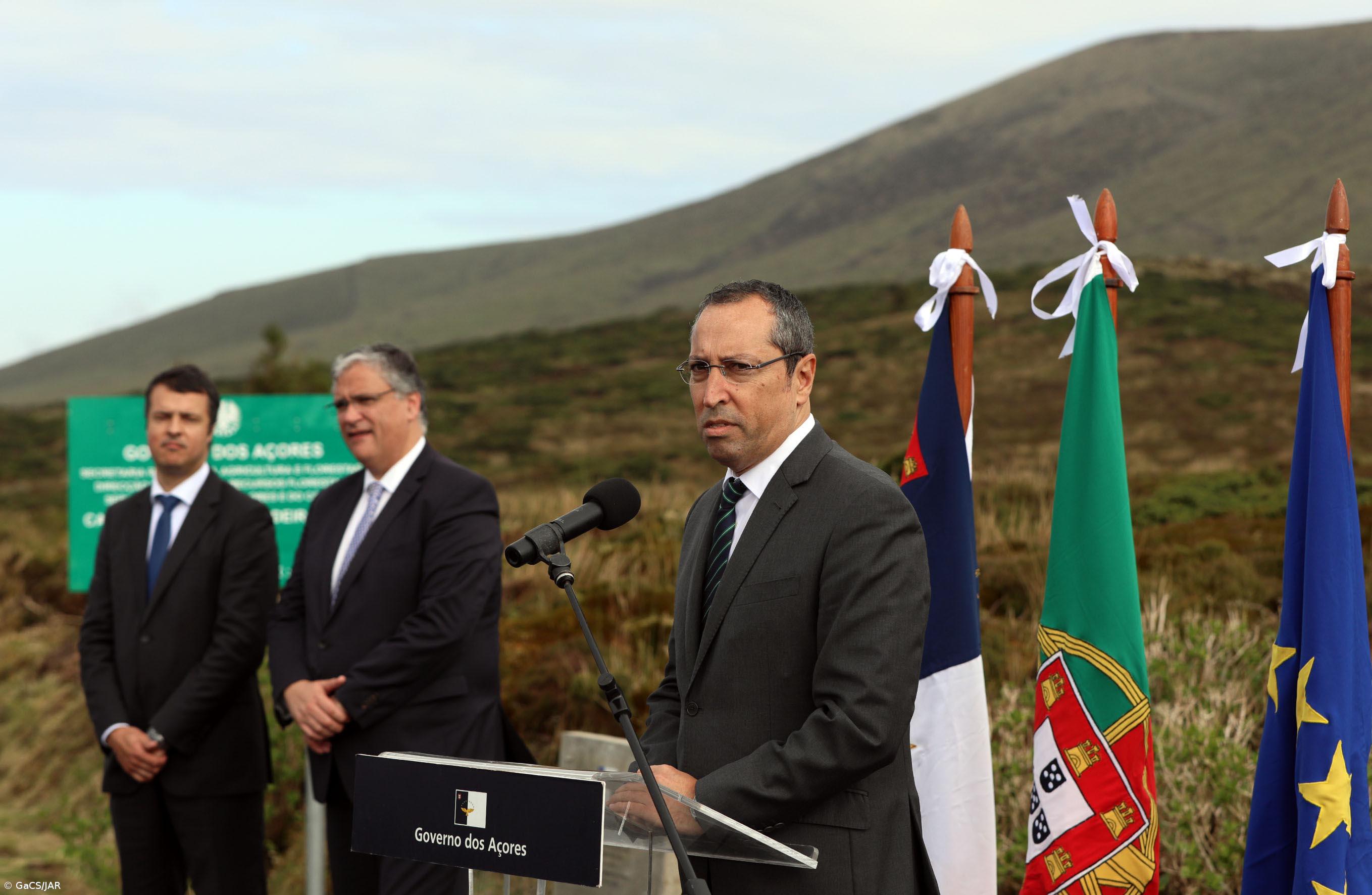 Requalificação de caminho agrícola nas Flores cobre 20 explorações – Imagem 1