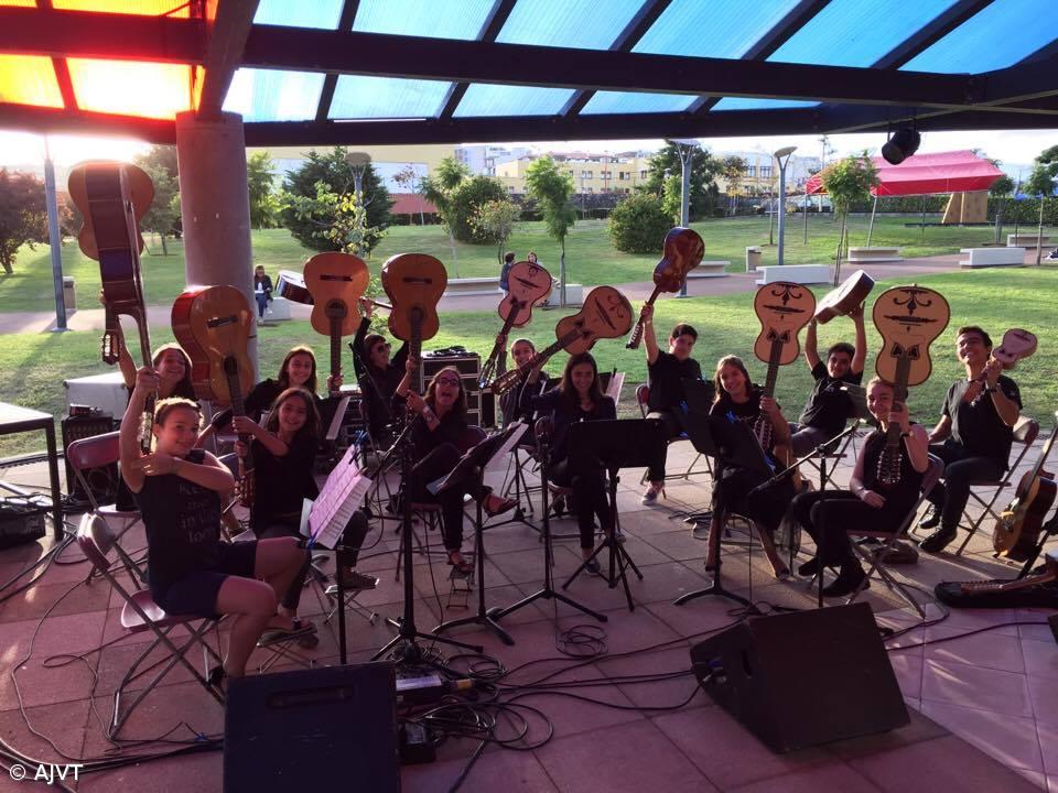 Classe de Conjunto de Violas da Terra celebra 10º aniversário – Imagem 2