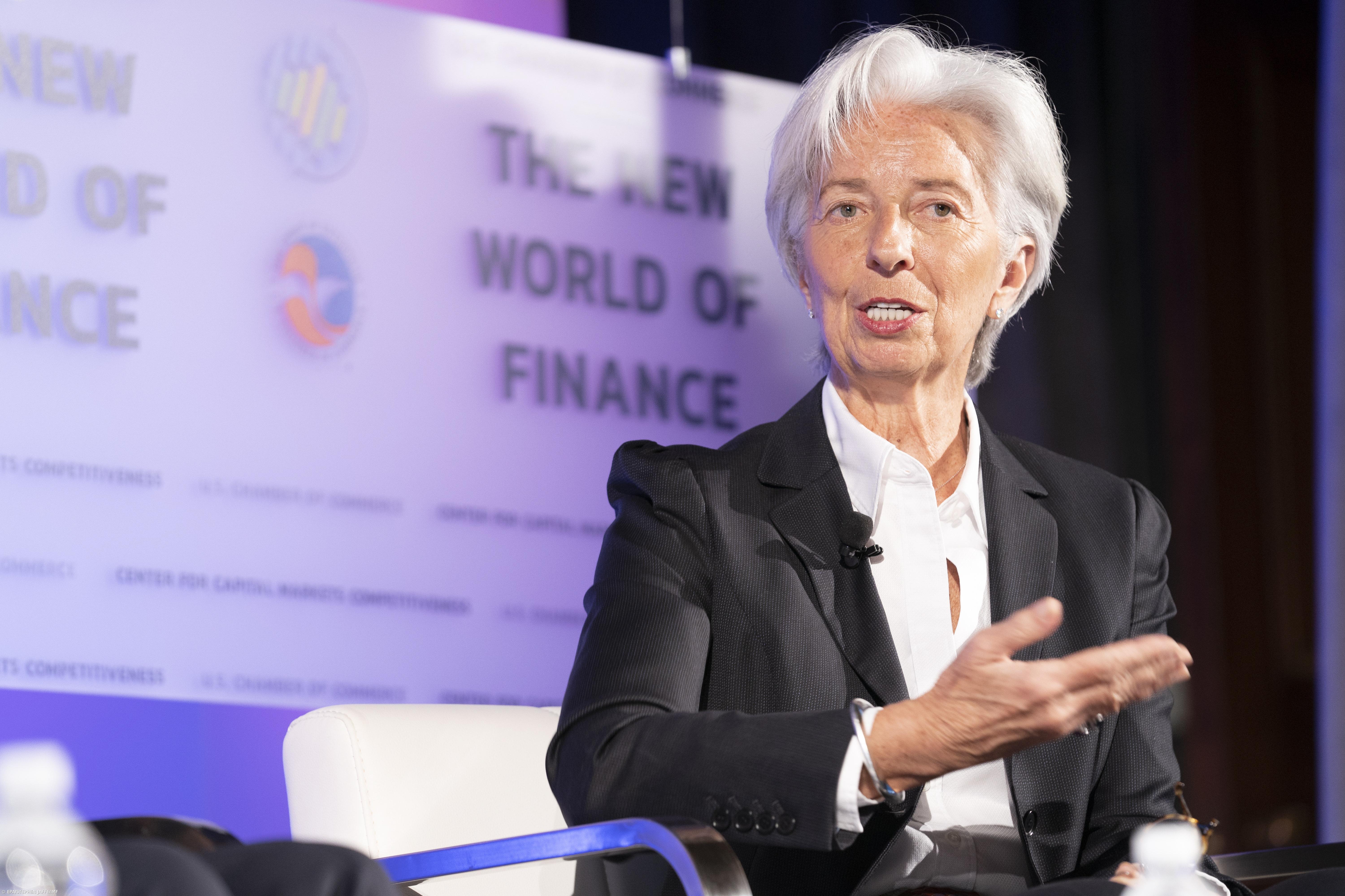 Lagarde admite usar programa de estímulos para combater alterações climáticas – Imagem 1