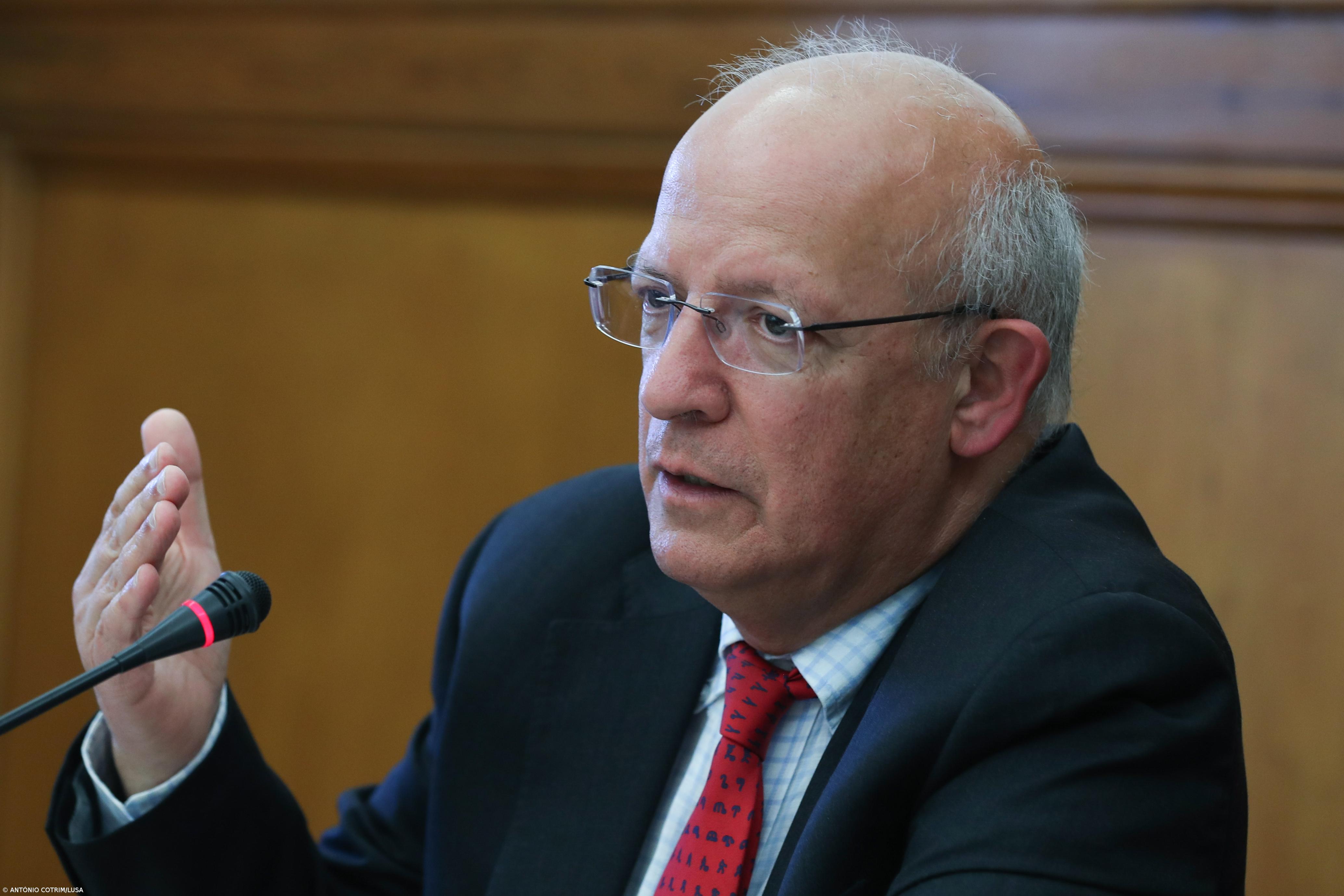 “Não sou fofinho com tiranos”, diz Santos Silva a IL “encostada a quem gosta de ditadores” – Imagem 1