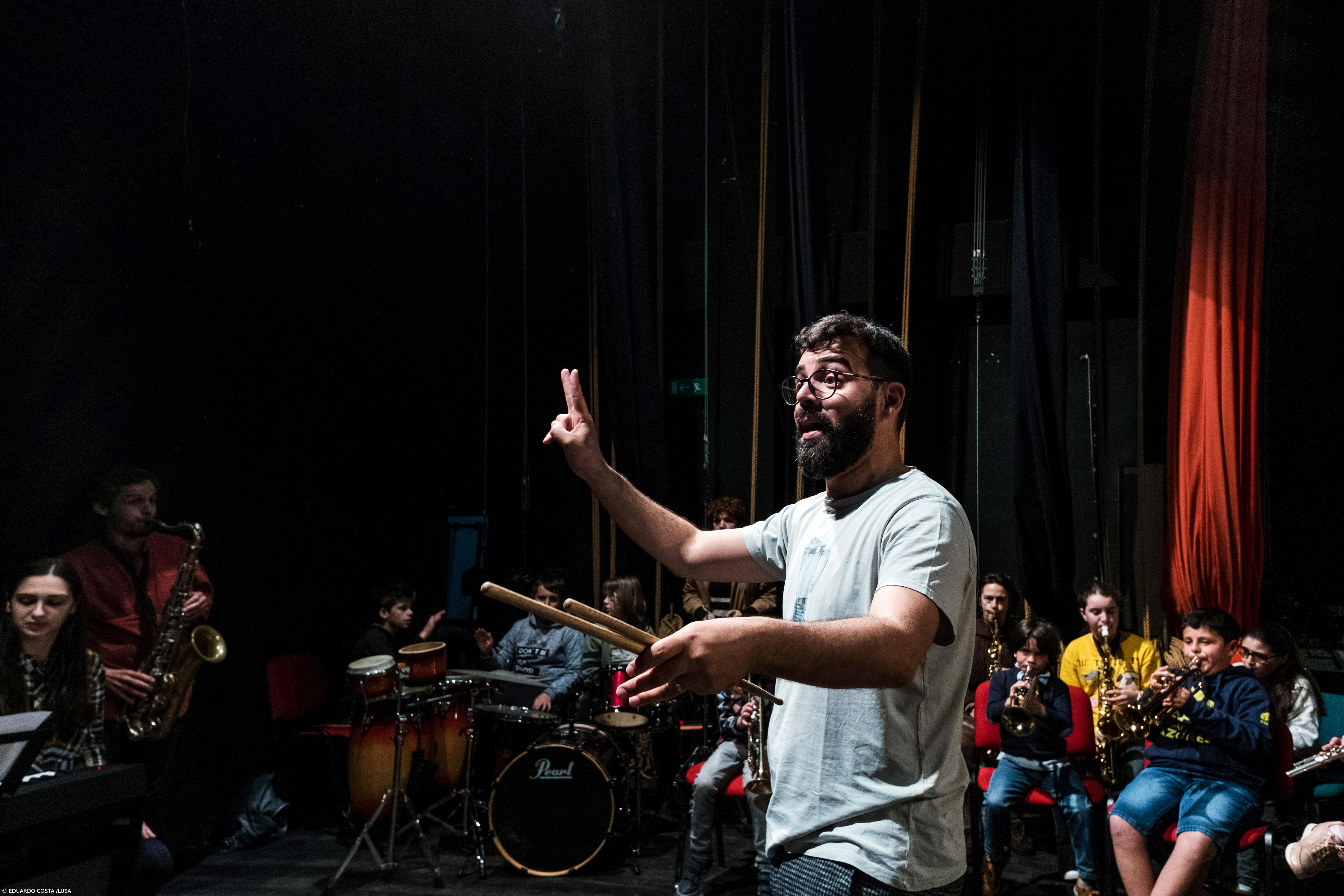 Festival Tremor reúne associação de surdos, Ondamarela e Escola de Música de Rabo de Peixe – Imagem 3