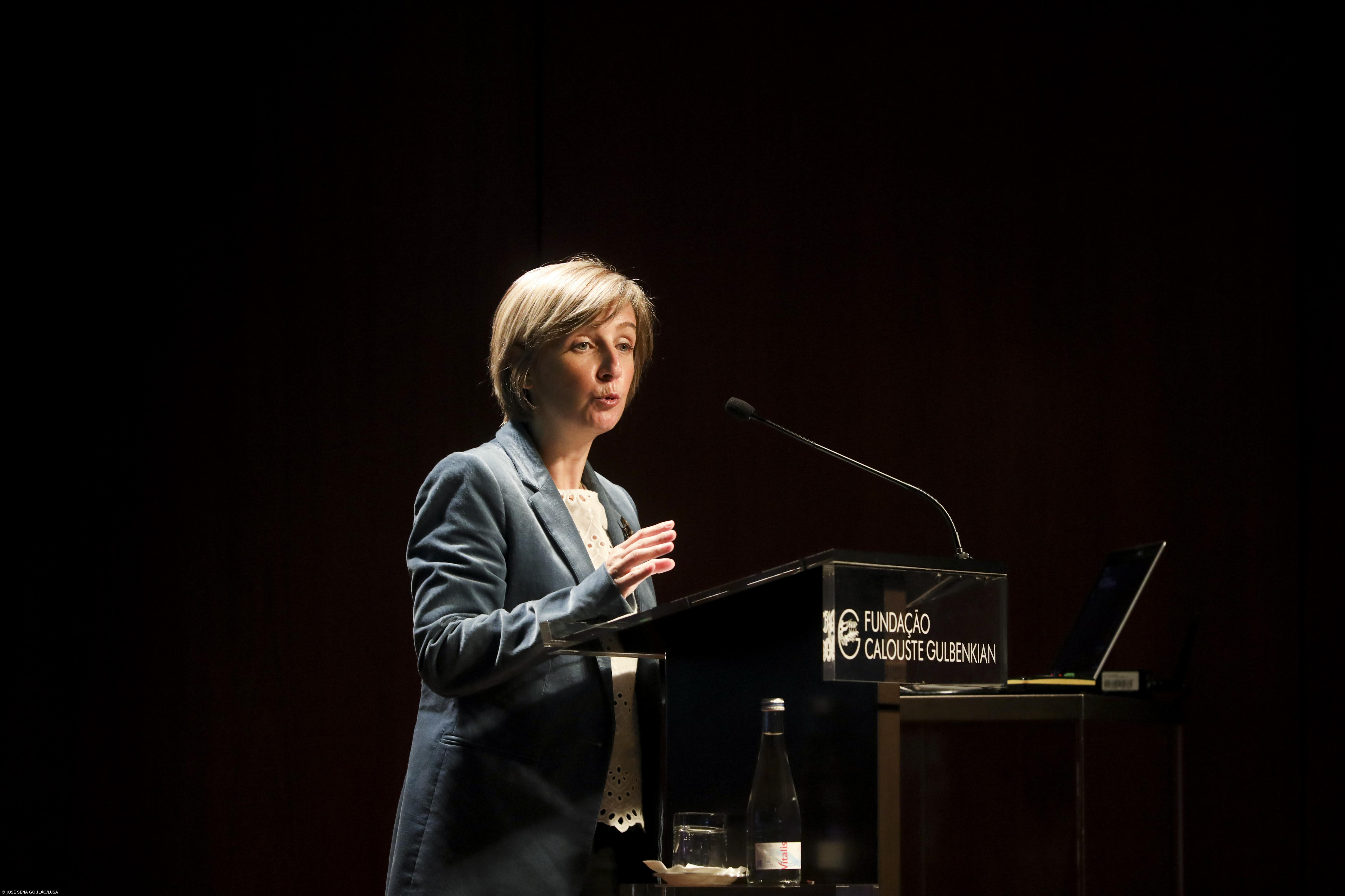 Governo empenhado em reduzir défice e dívida na saúde que necessita maior investimento – Imagem 1