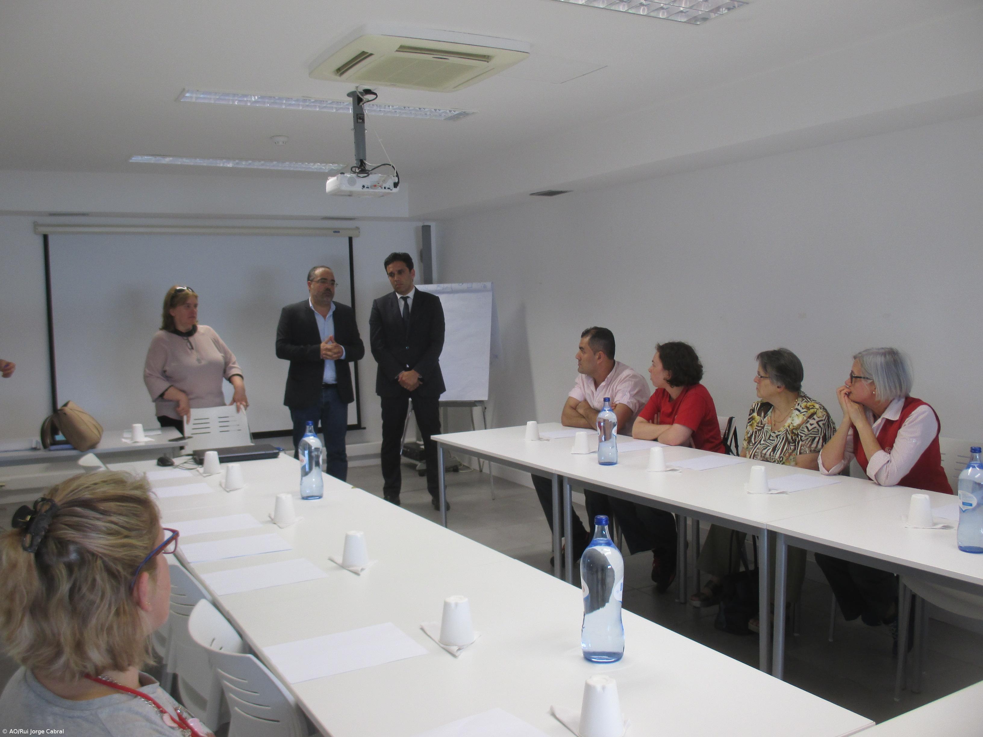 Governo dos Açores apoia formações sobre venda de bebidas alcoólicas – Imagem 1