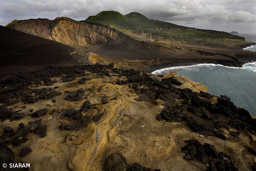 AvistaVulcão organiza residências artísticas junto ao vulcão dos Capelinhos nos Açores – Imagem 1
