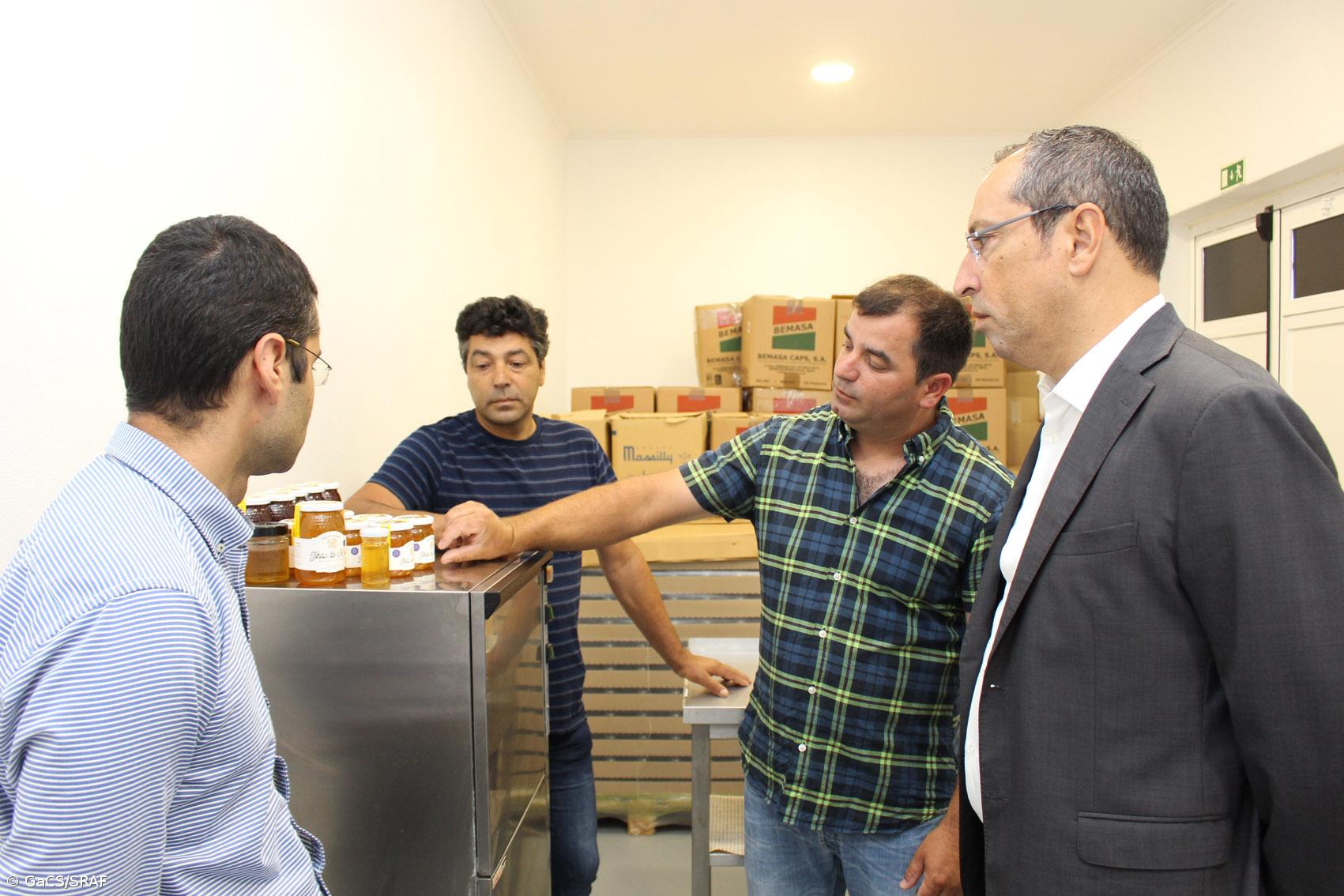 Governo dos Açores propõe criação de ajuda para a apicultura no âmbito do POSEI – Imagem 1