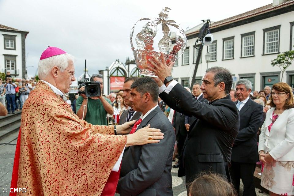 Dom Carlos Azevedo preside à missa campal das Festas do Divino Espírito Santo de Ponta delgada – Imagem 1