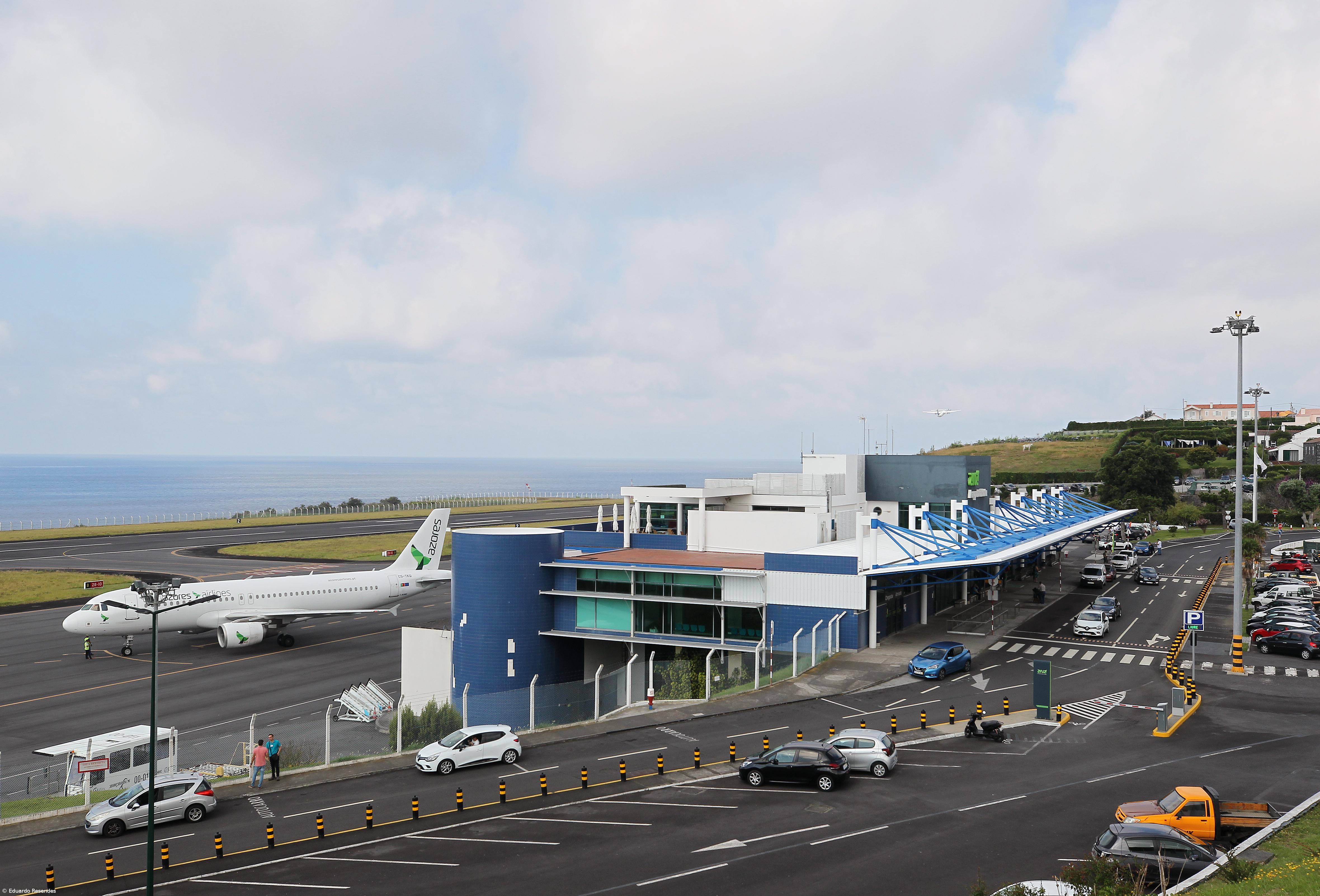 Parlamento dos Açores quer saber os custos da ampliação do aeroporto da Horta – Imagem 1