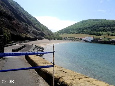 PAN/Açores quer esclarecimentos mais precisos sobre interdição da praia de Porto Pim – Imagem 1