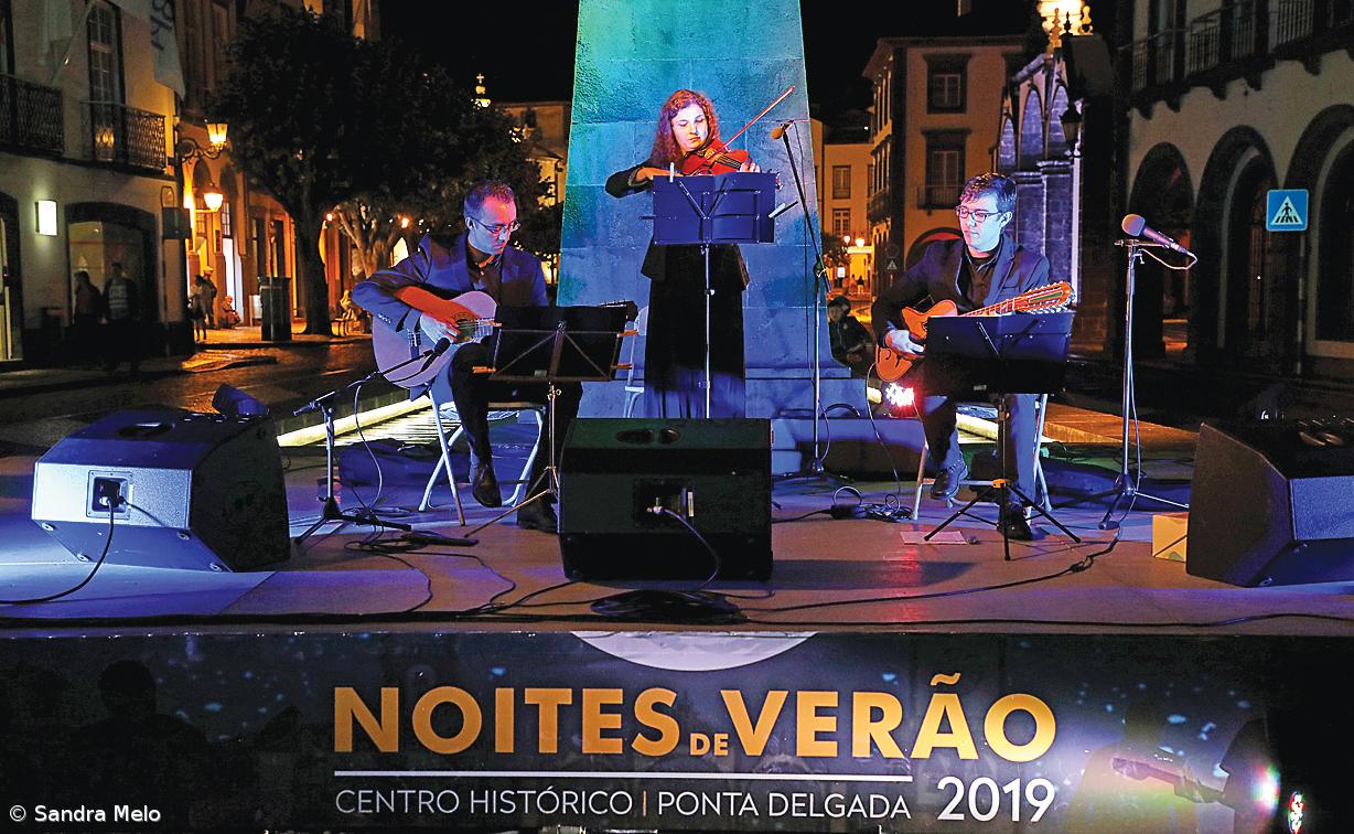 Noites de Verão continuam a animar o centro histórico de Ponta Delgada – Imagem 1