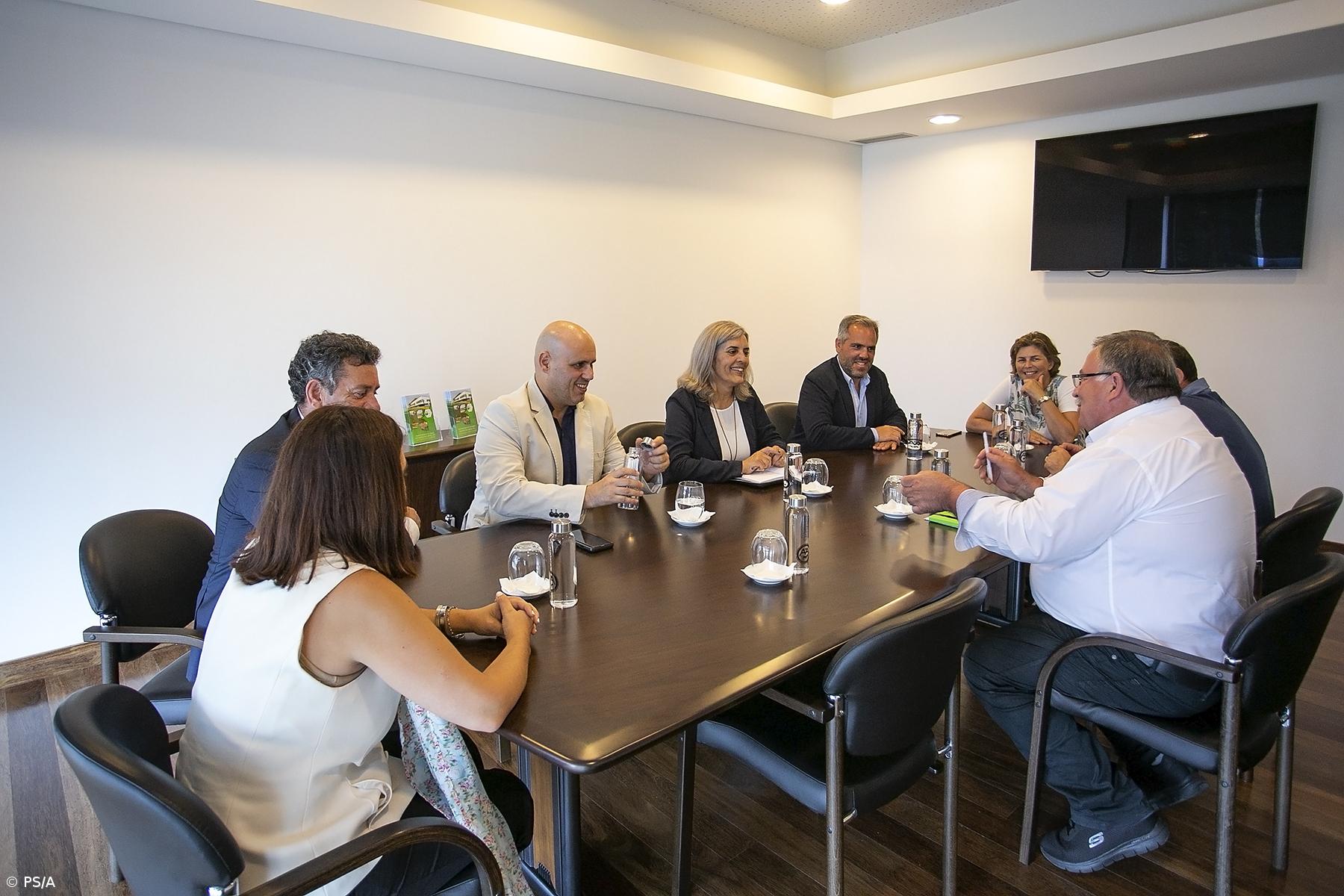 "PS/Açores tem património político de defesa do setor agrícola regional" – Imagem 1